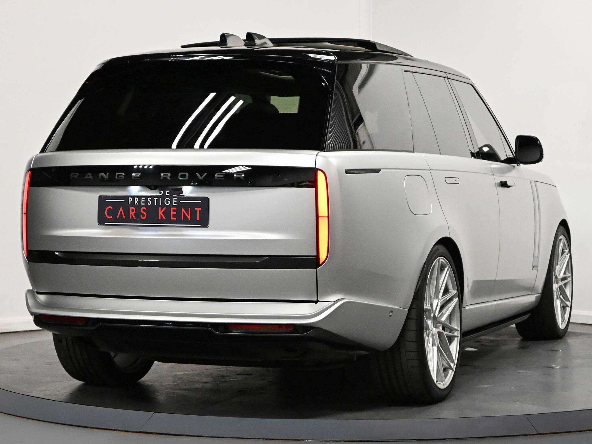 Land Rover Range Rover view 33