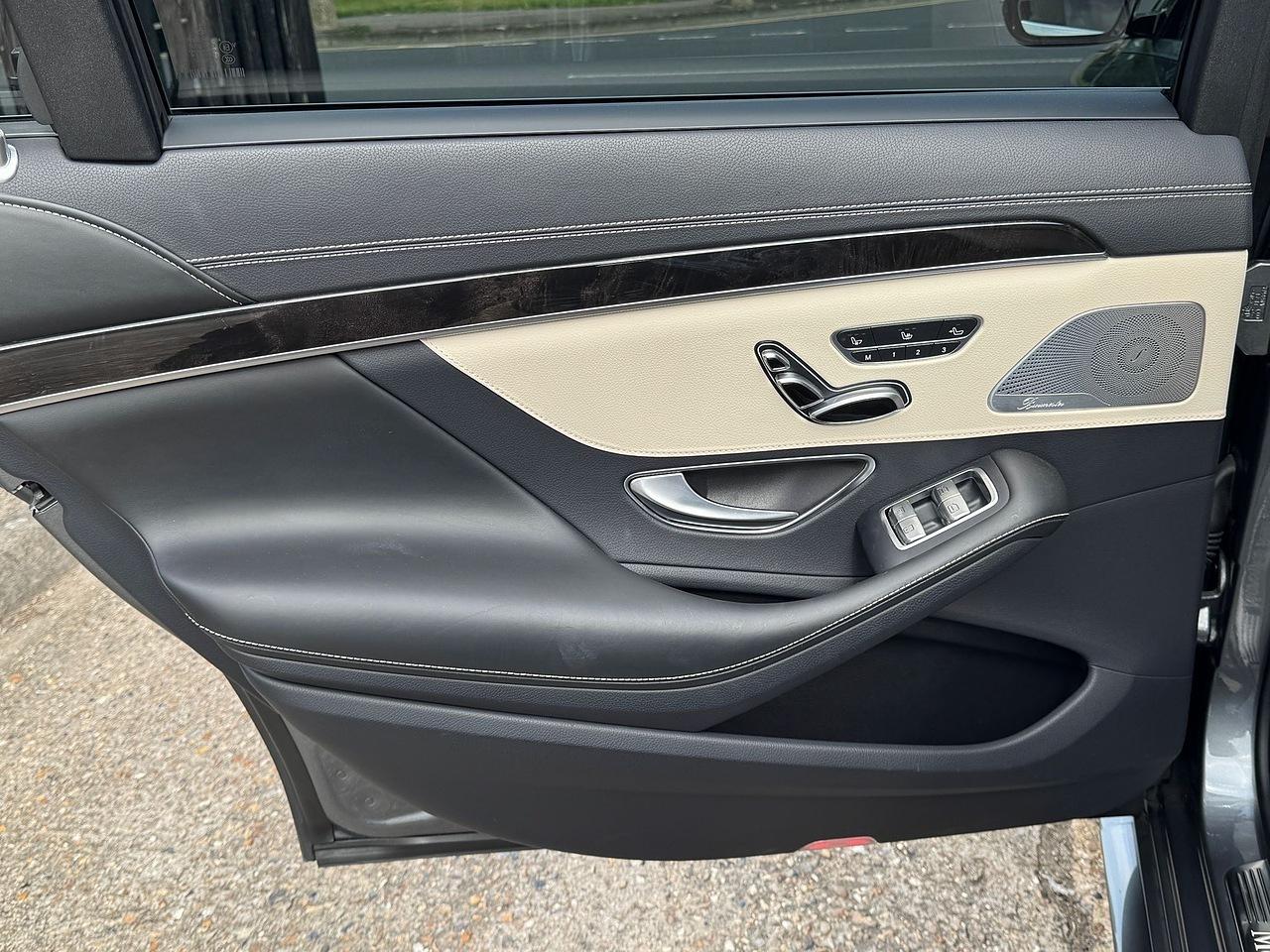 Mercedes-Benz S Class view 58