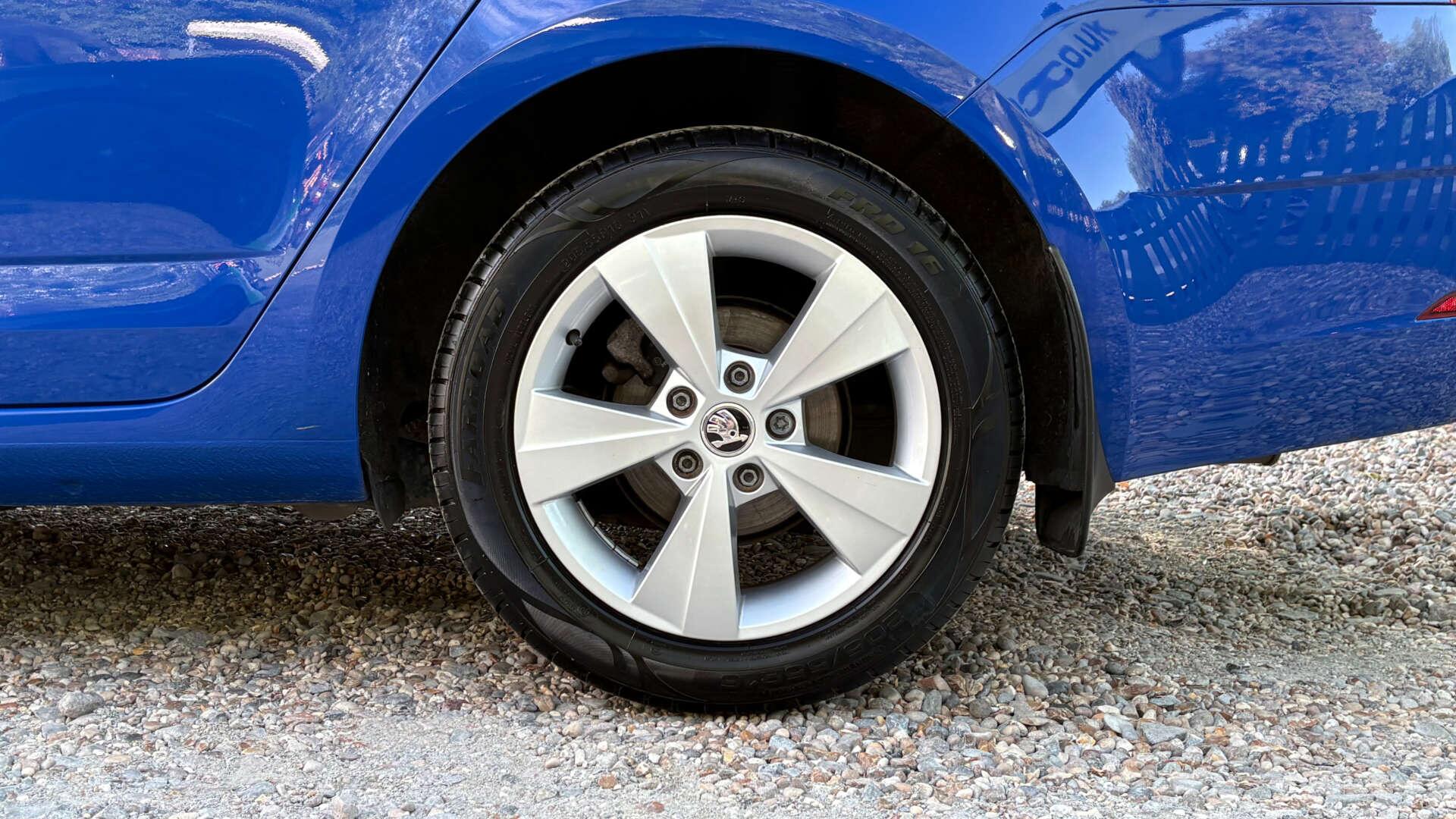 Skoda Octavia view 36
