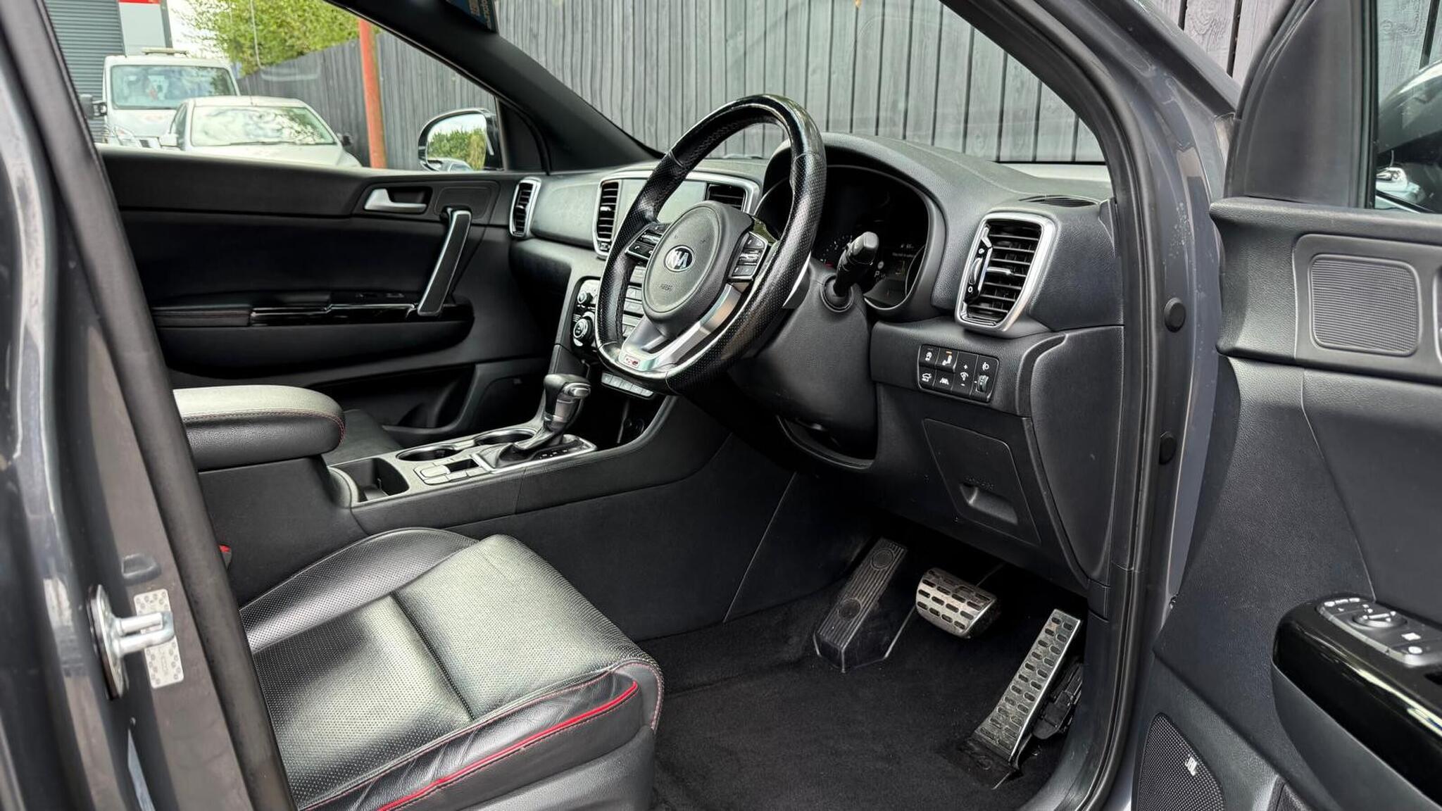Kia Sportage view 22