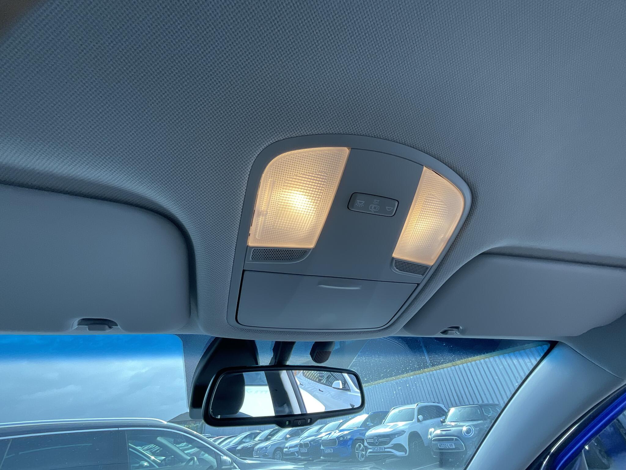 Hyundai Ioniq view 28