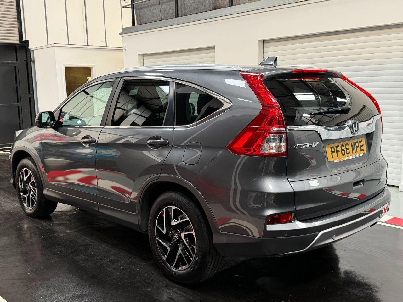 Honda CR-V view 5