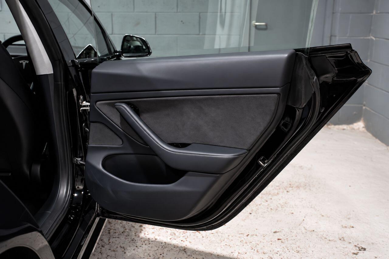 Tesla Model 3 view 22
