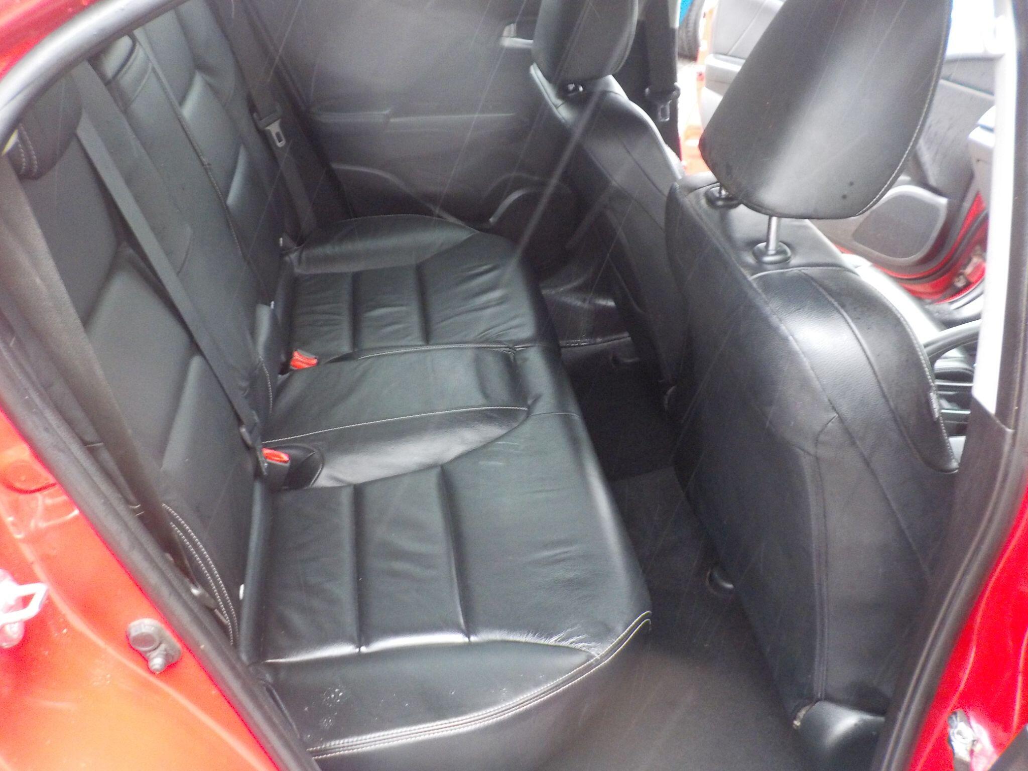Honda Civic 1.6 i-DTEC SR Tourer Euro 5 (s/s) 5dr