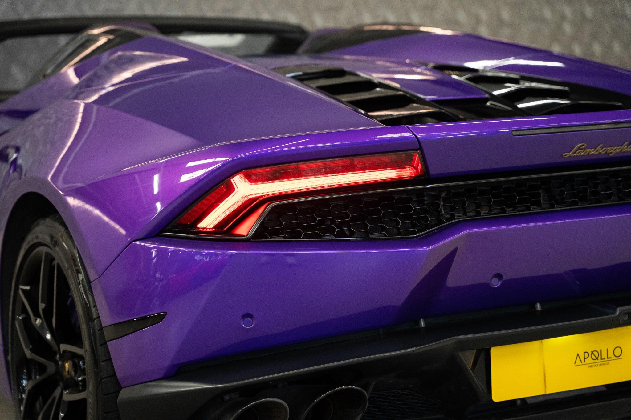 Lamborghini Huracan view 58