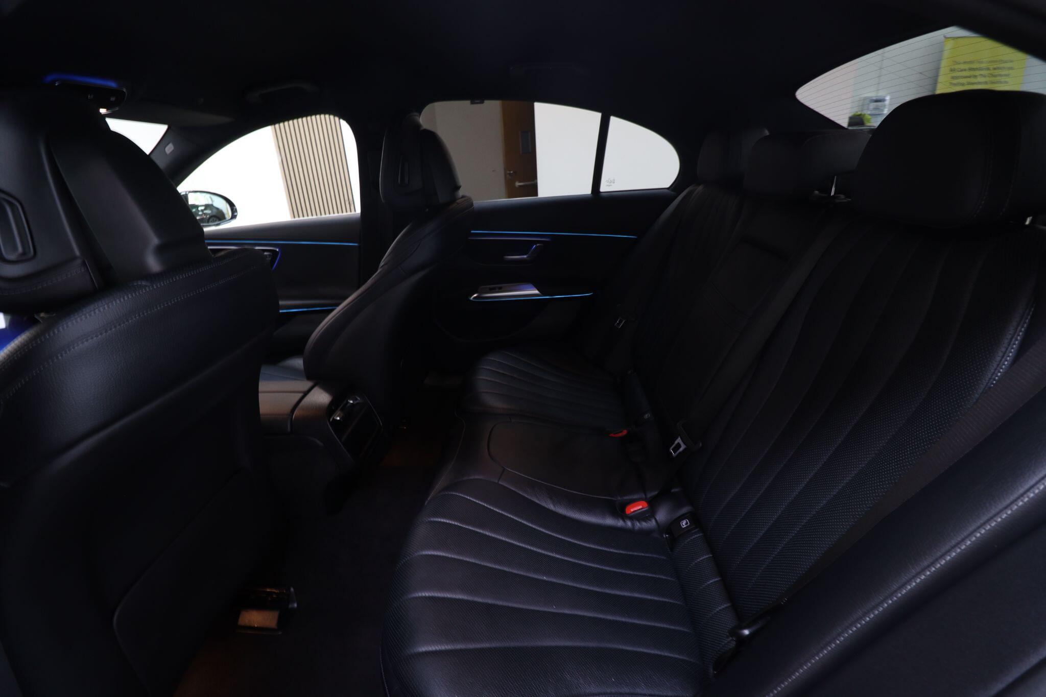 Mercedes-Benz E Class view 14