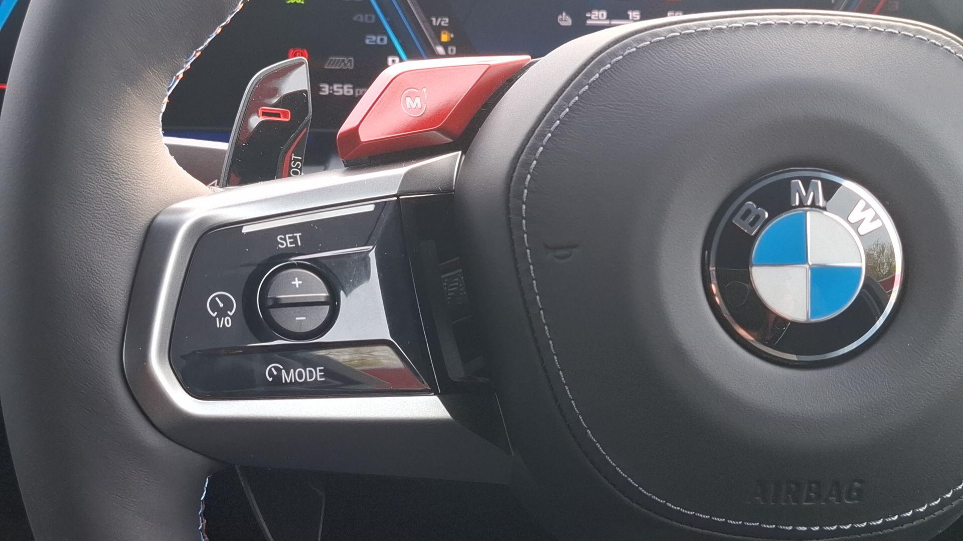 BMW M5 view 17