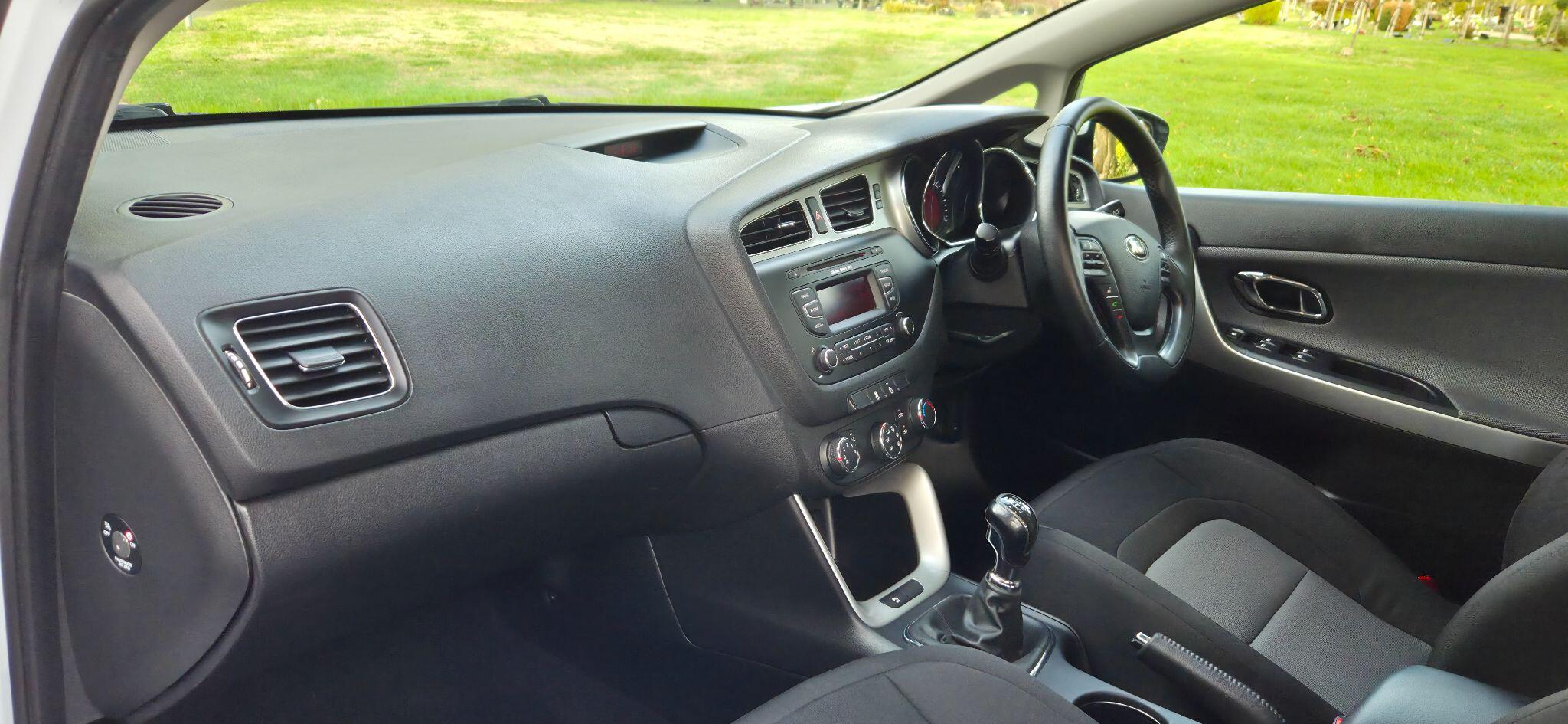 Kia Ceed view 12