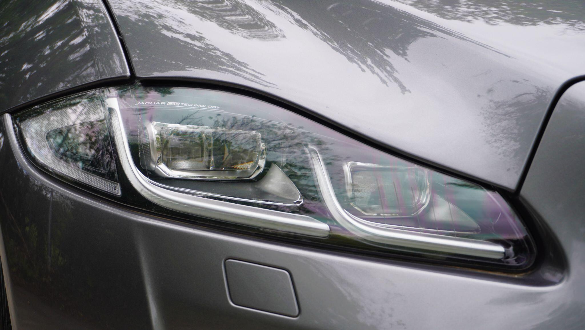 Jaguar XJ view 69
