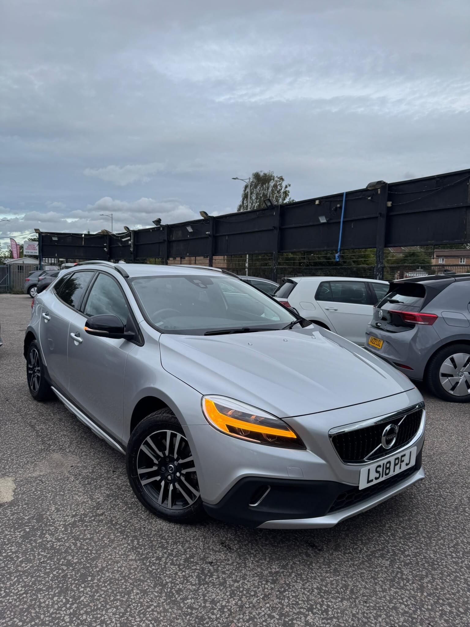 Volvo V40 Cross Country view 20