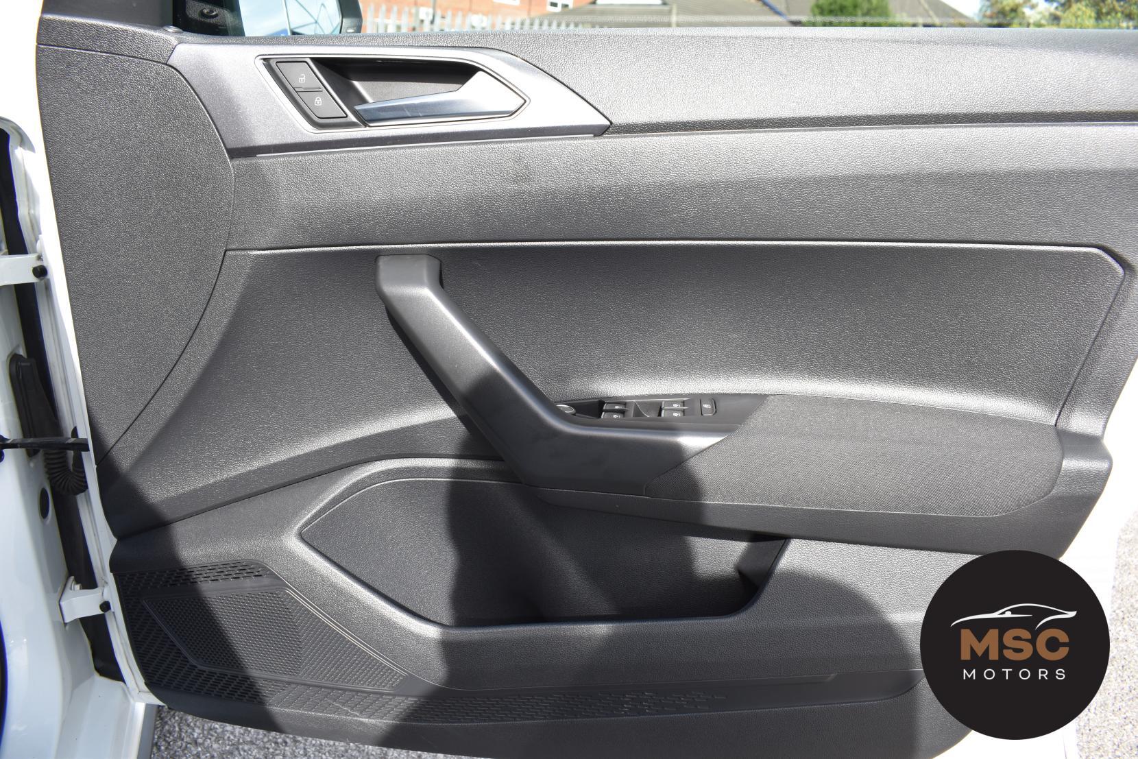 Volkswagen Polo view 60
