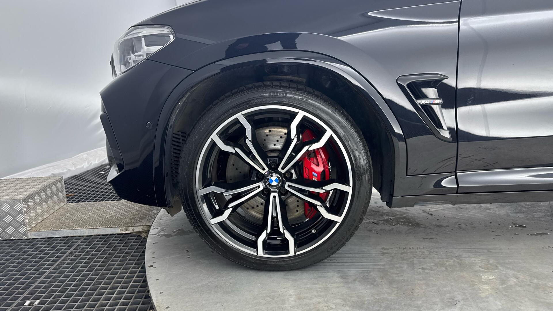 BMW X4 M view 26
