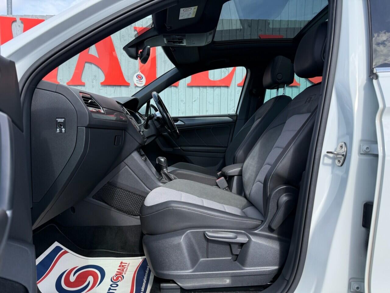 Volkswagen Tiguan view 20