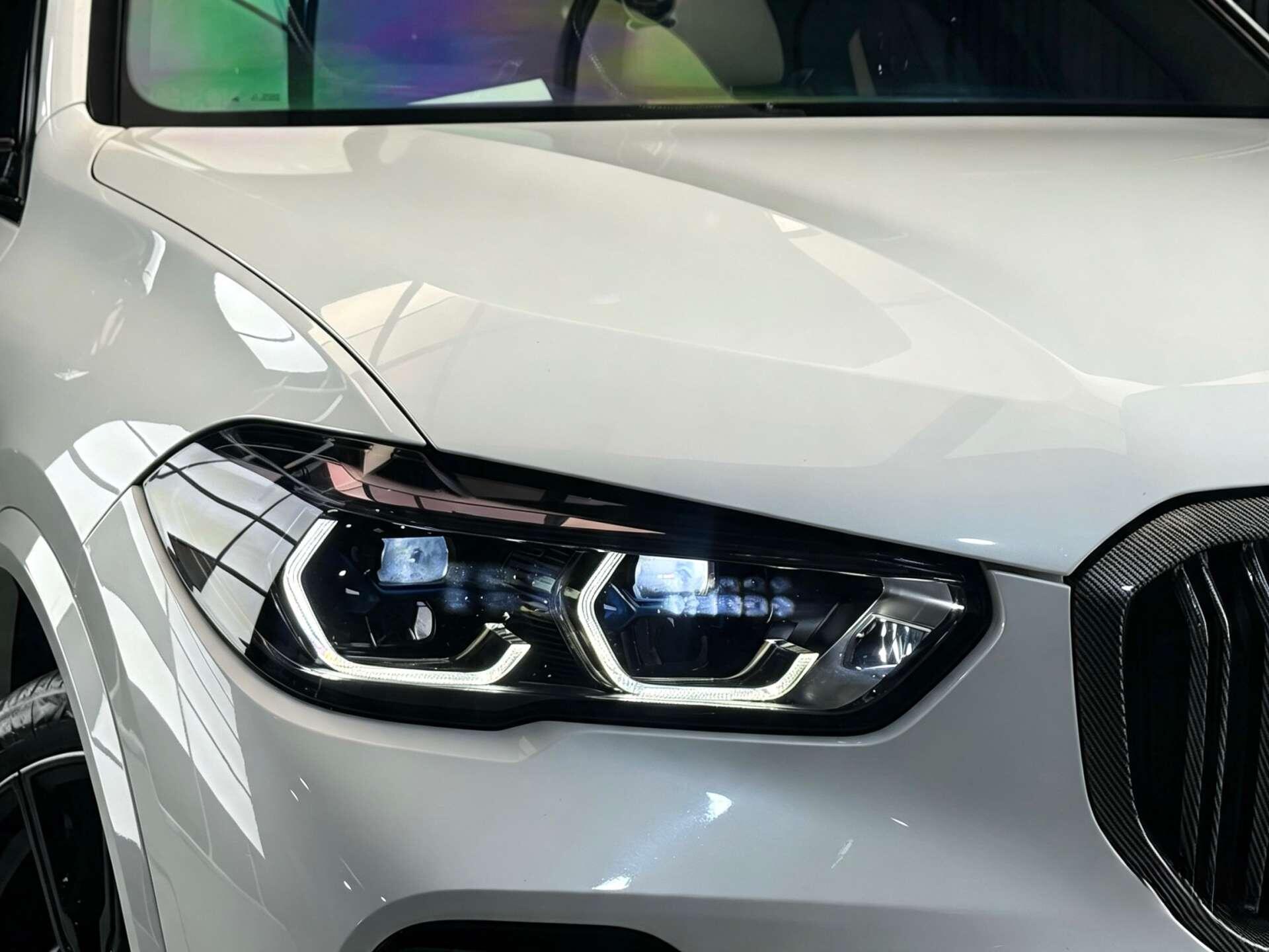 BMW X5 view 5