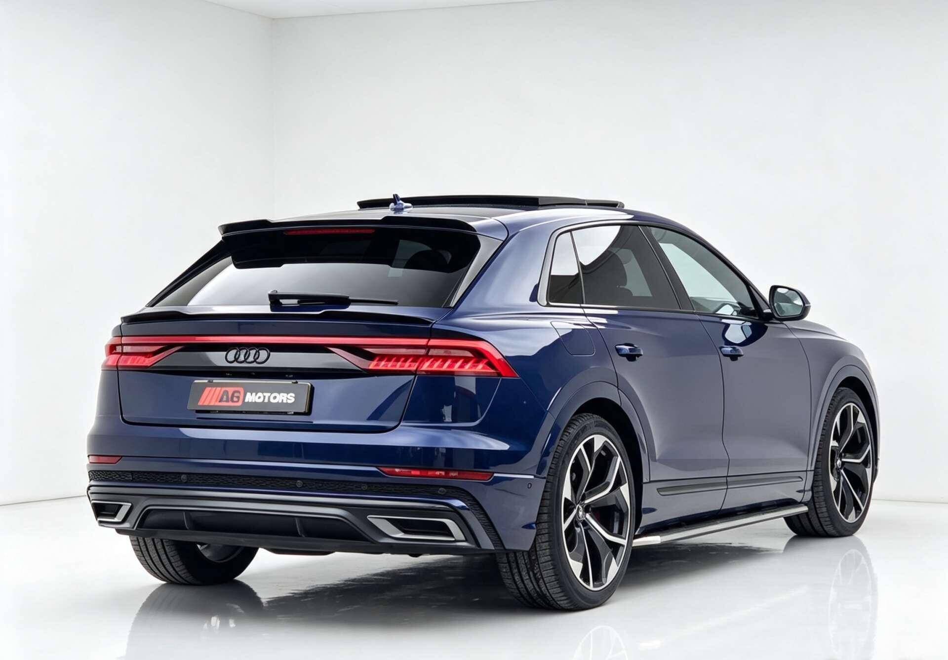Audi Q8 view 11