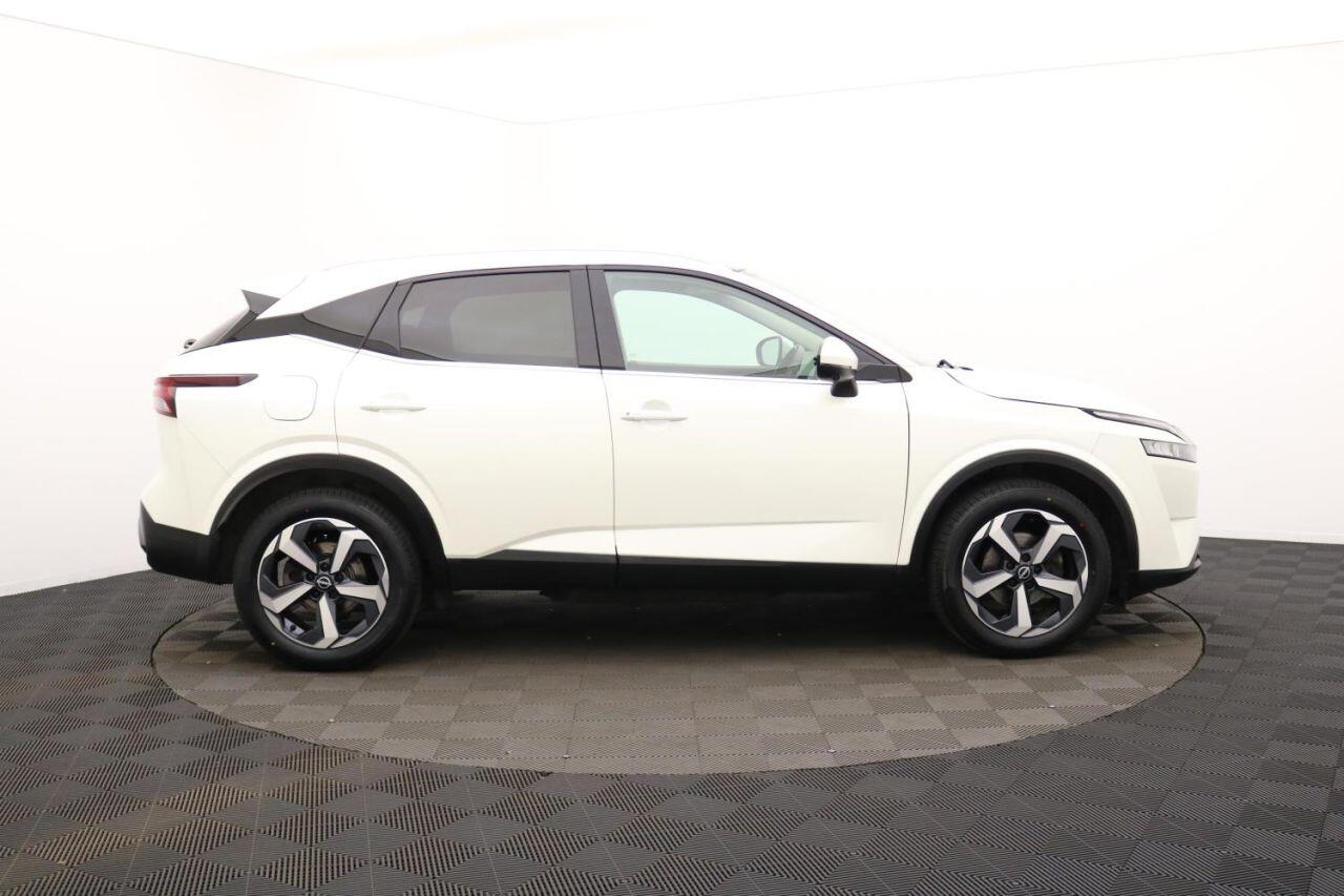 Nissan Qashqai view 2