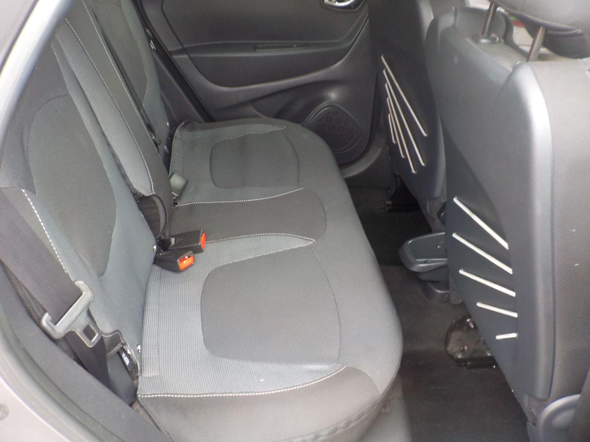 Renault Captur 1.5 dCi ENERGY Dynamique S Nav Euro 6 (s/s) 5dr