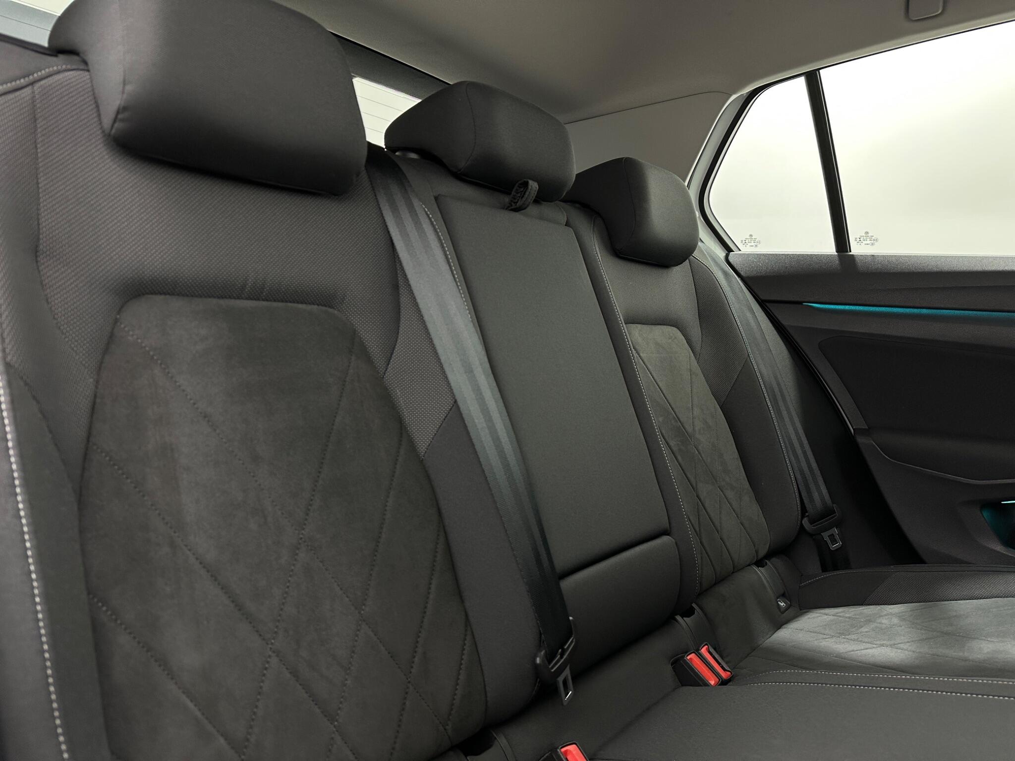 Volkswagen Golf view 41