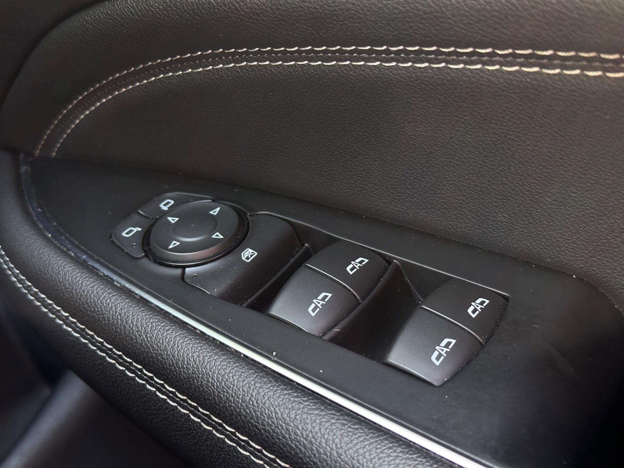 Vauxhall Insignia view 40
