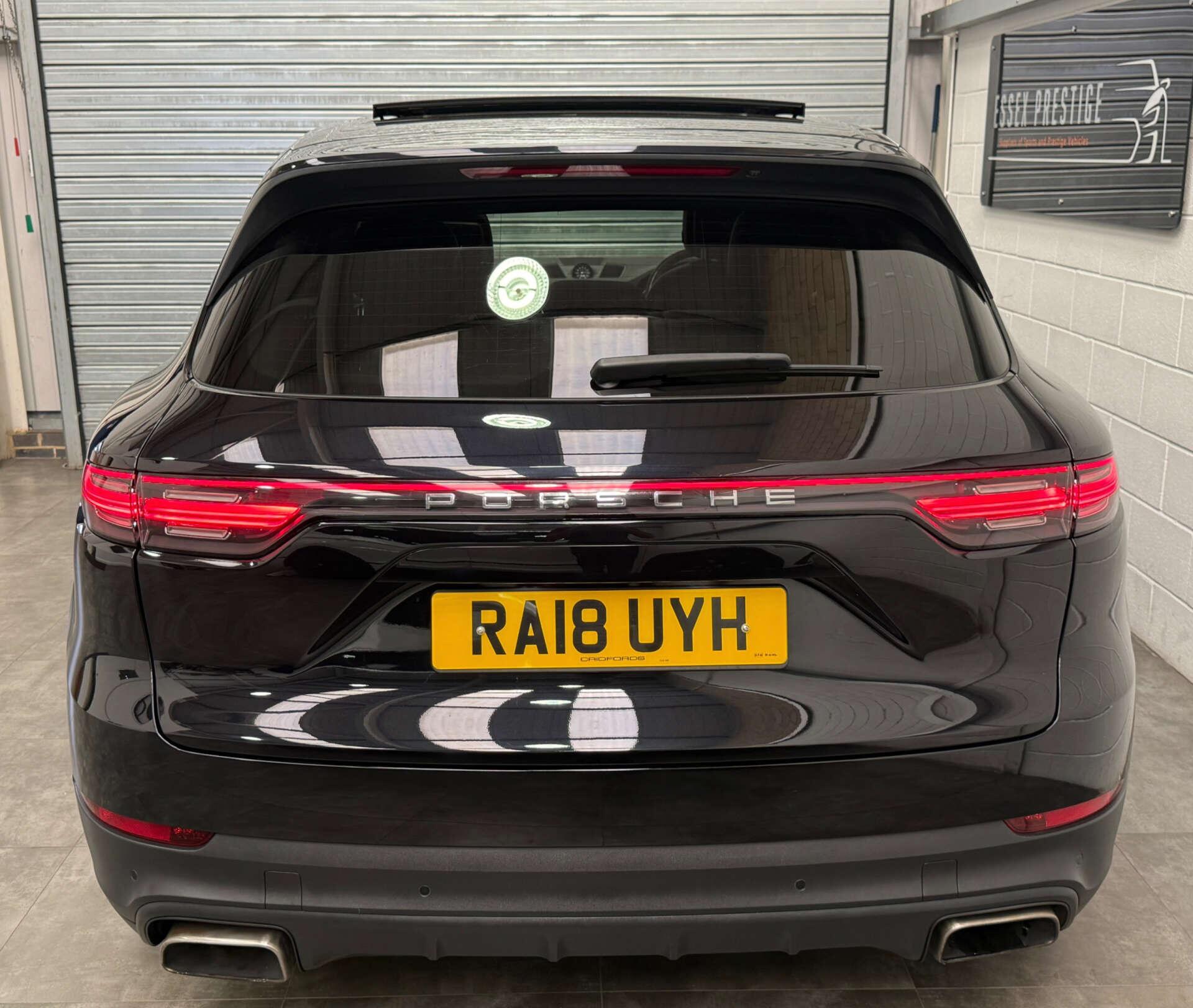 Porsche Cayenne view 7