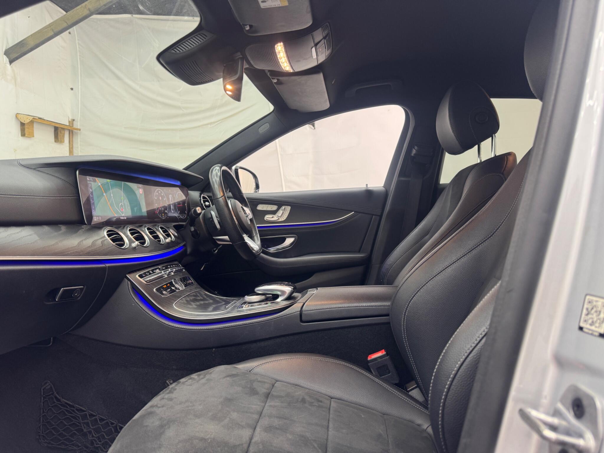 Mercedes-Benz E Class view 53