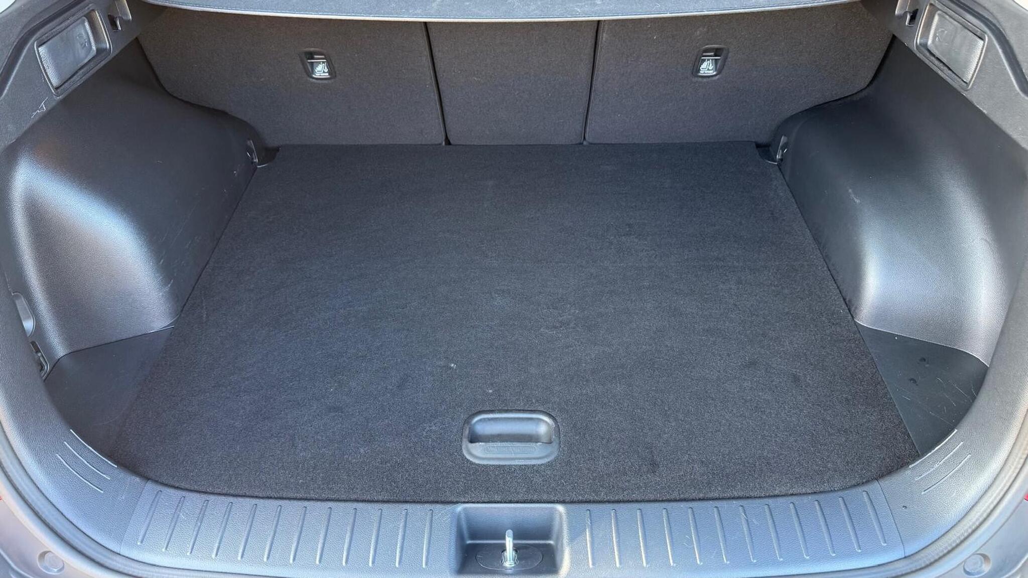 Kia Sportage view 9