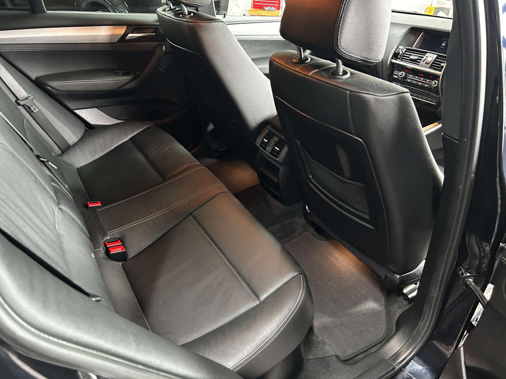 BMW X4 view 45