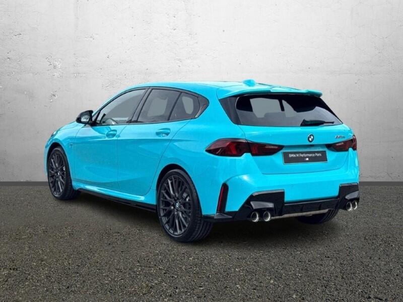 BMW 1 Series view 2