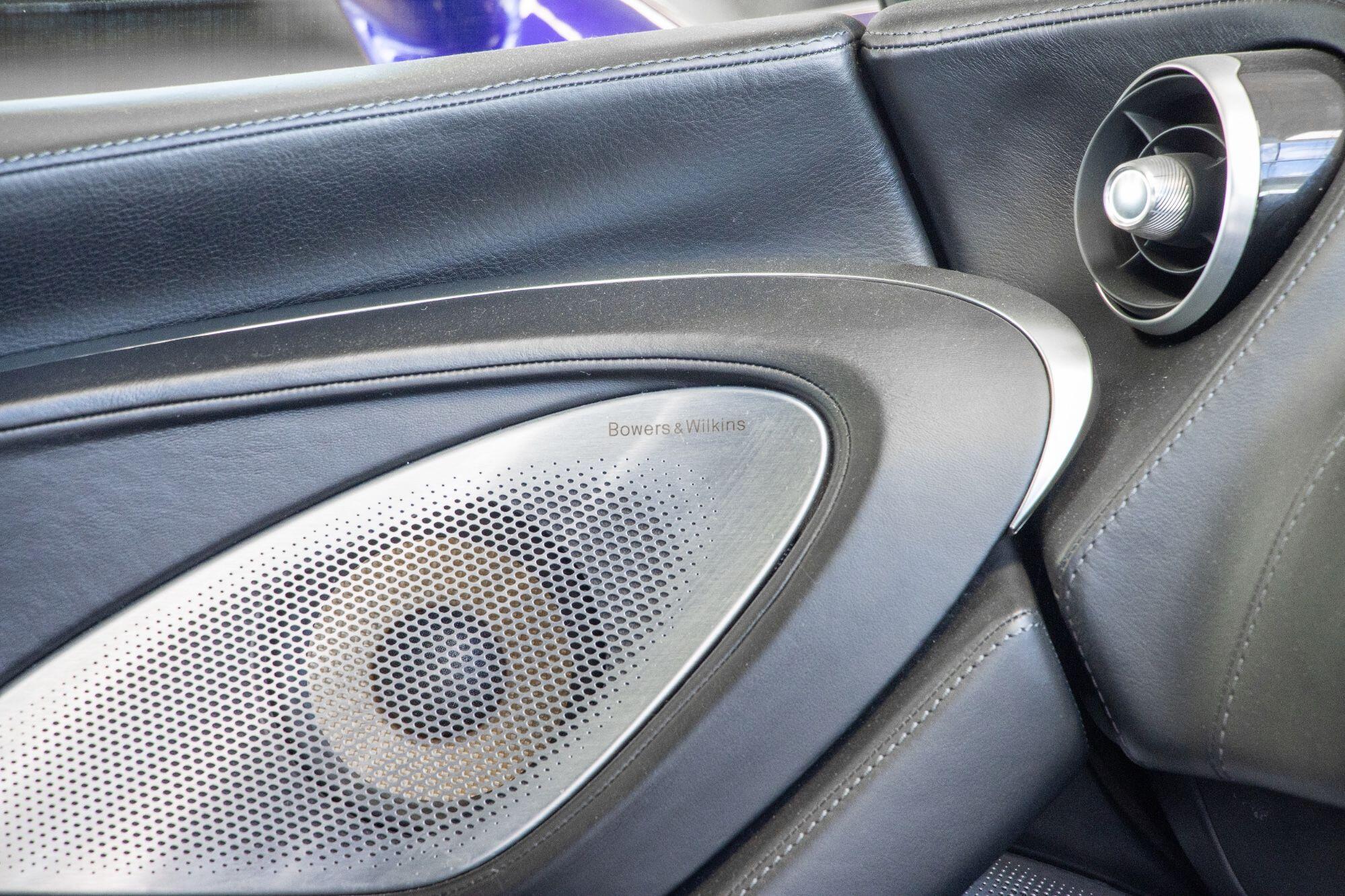 Mclaren GT view 49