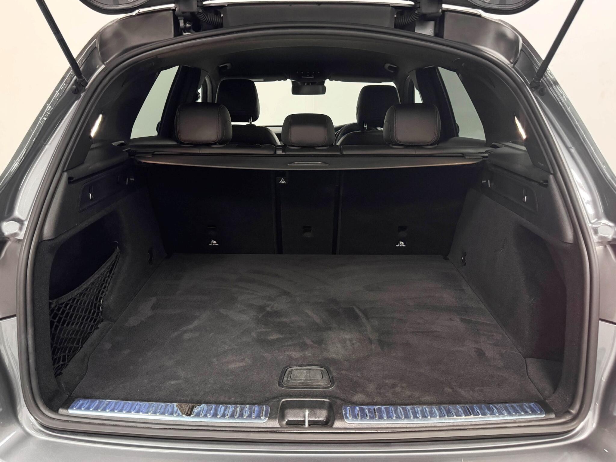 Mercedes-Benz GLC view 7