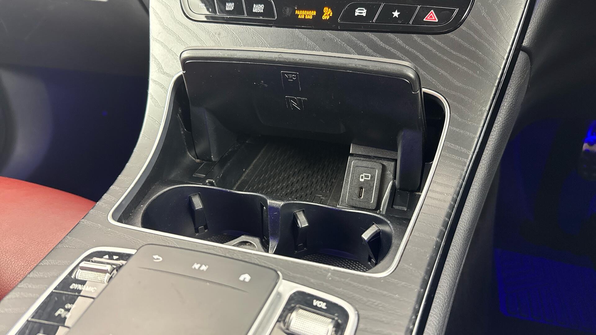 Mercedes-Benz GLC view 37