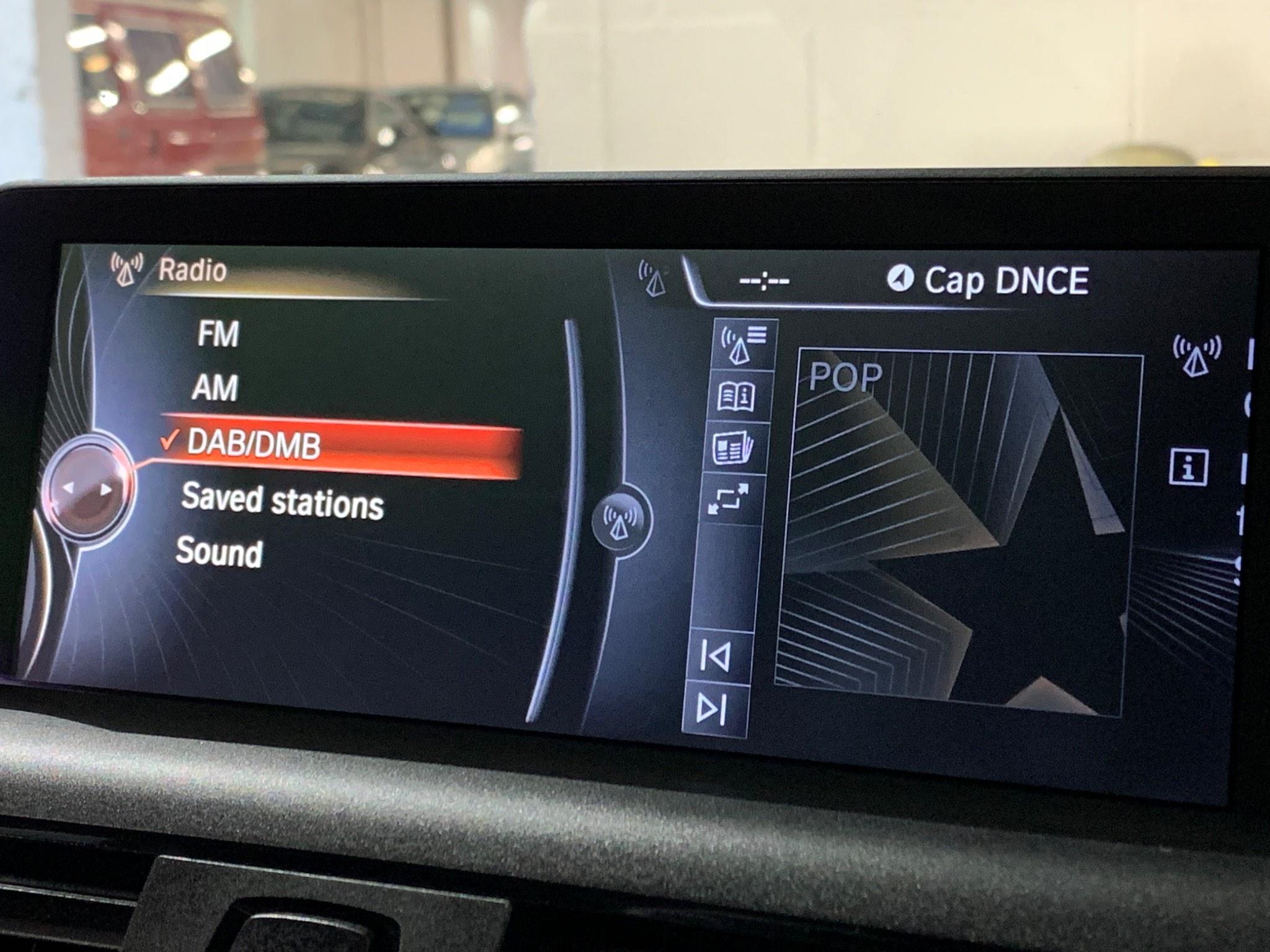 BMW 1 Series view 24