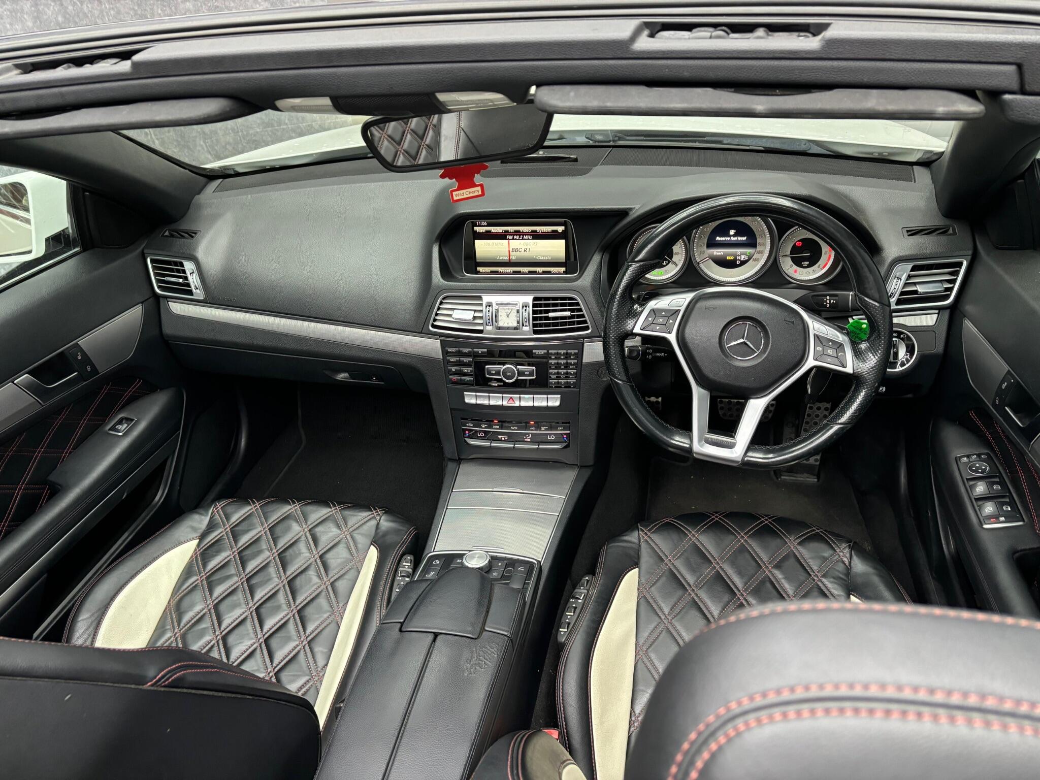 Mercedes-Benz E Class view 11