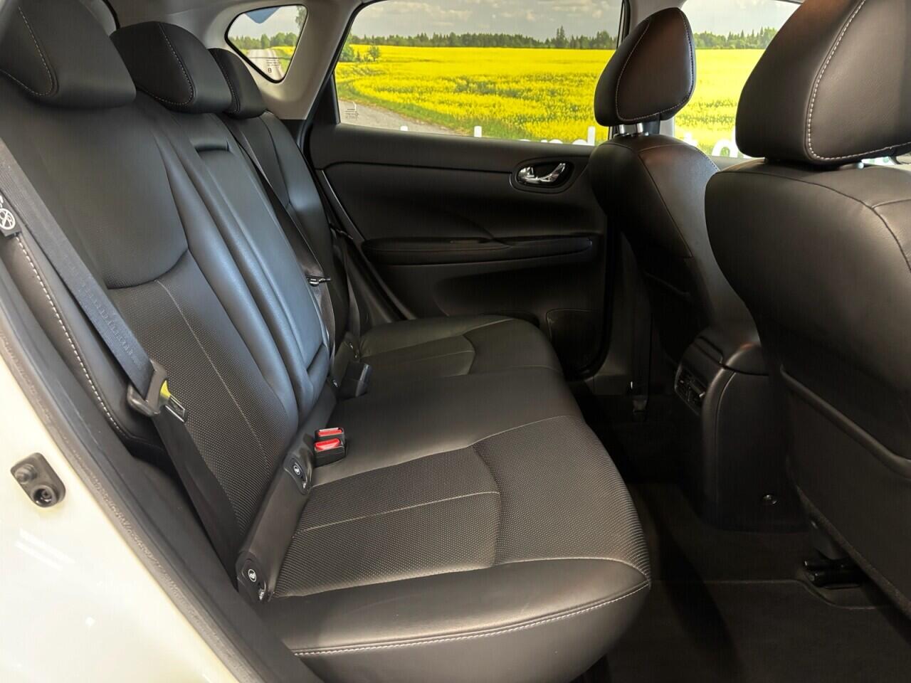 Nissan Pulsar view 17