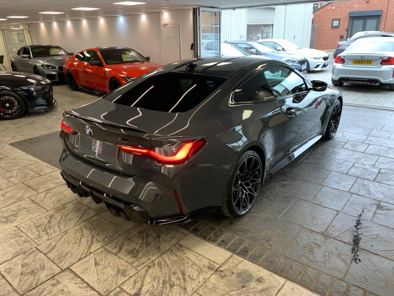 BMW M4 view 17