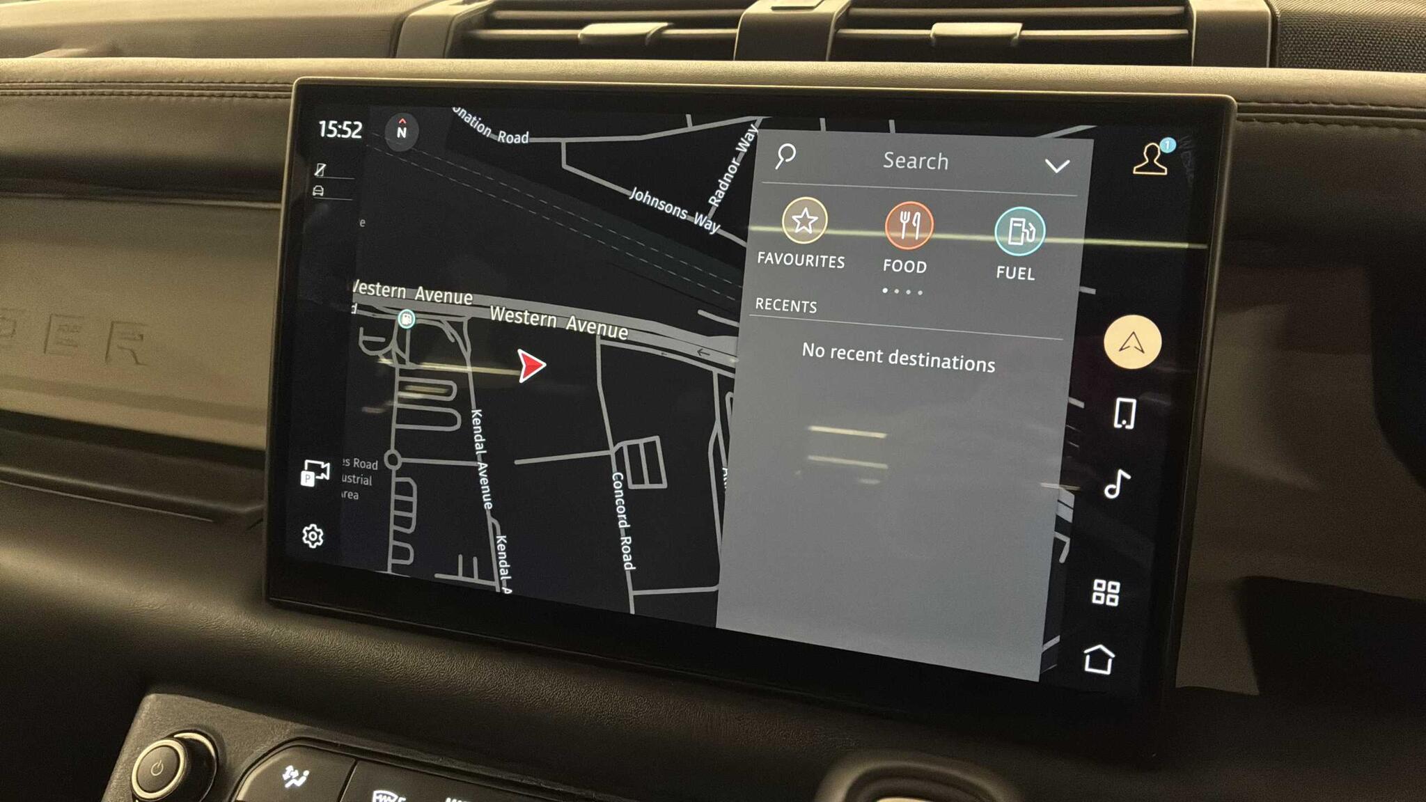 Land Rover Defender view 11