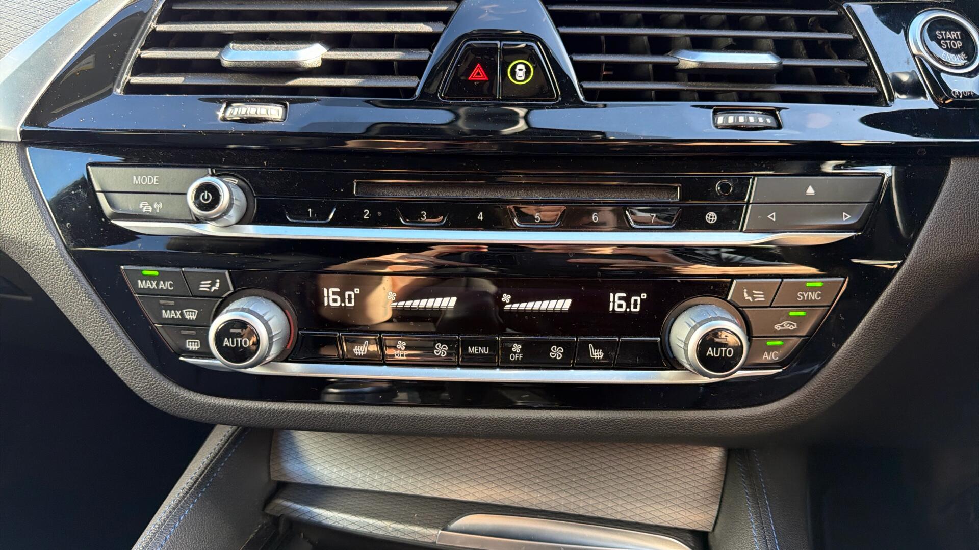 BMW 5 Series view 79
