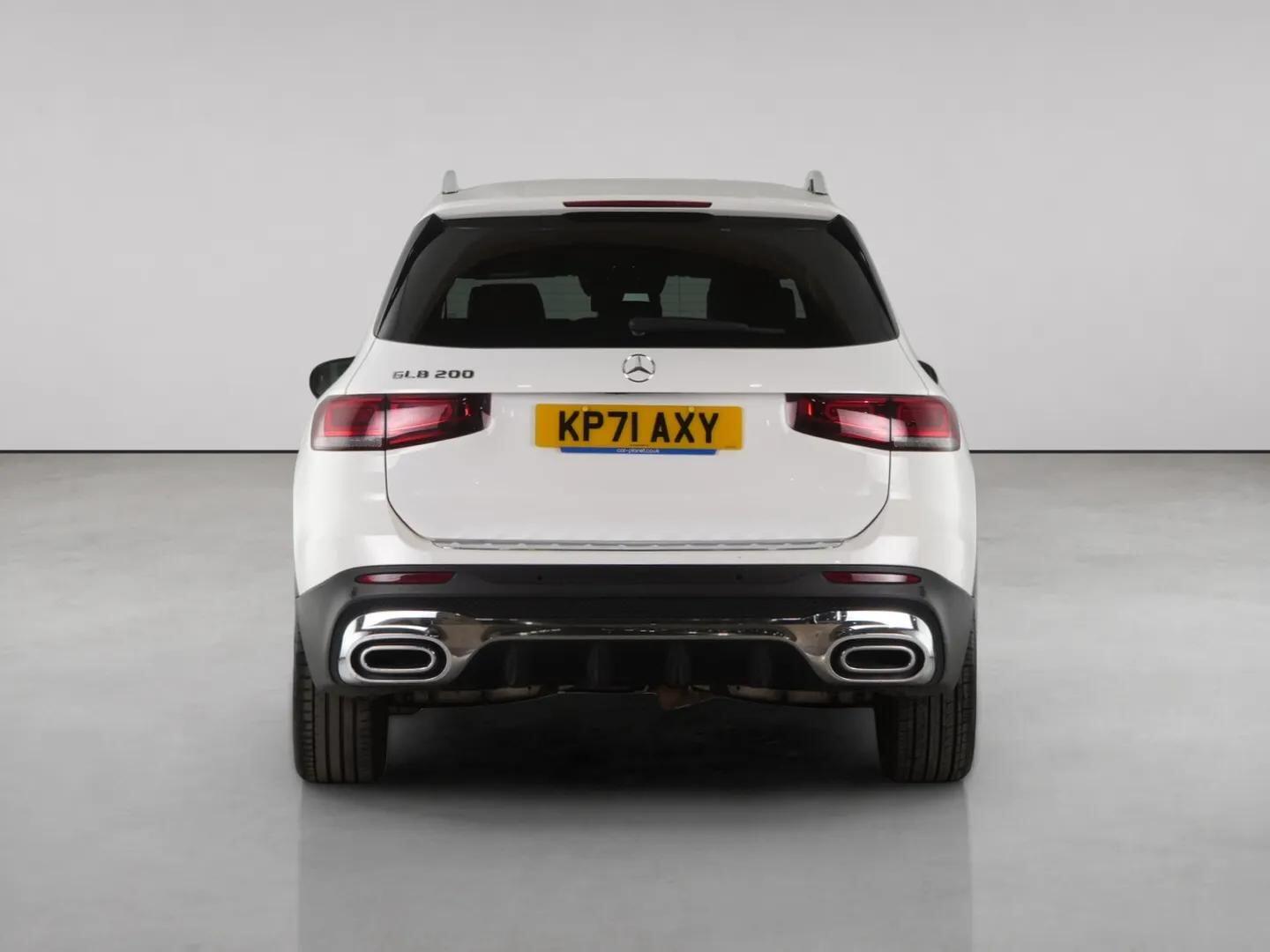 Mercedes-Benz GLB view 7