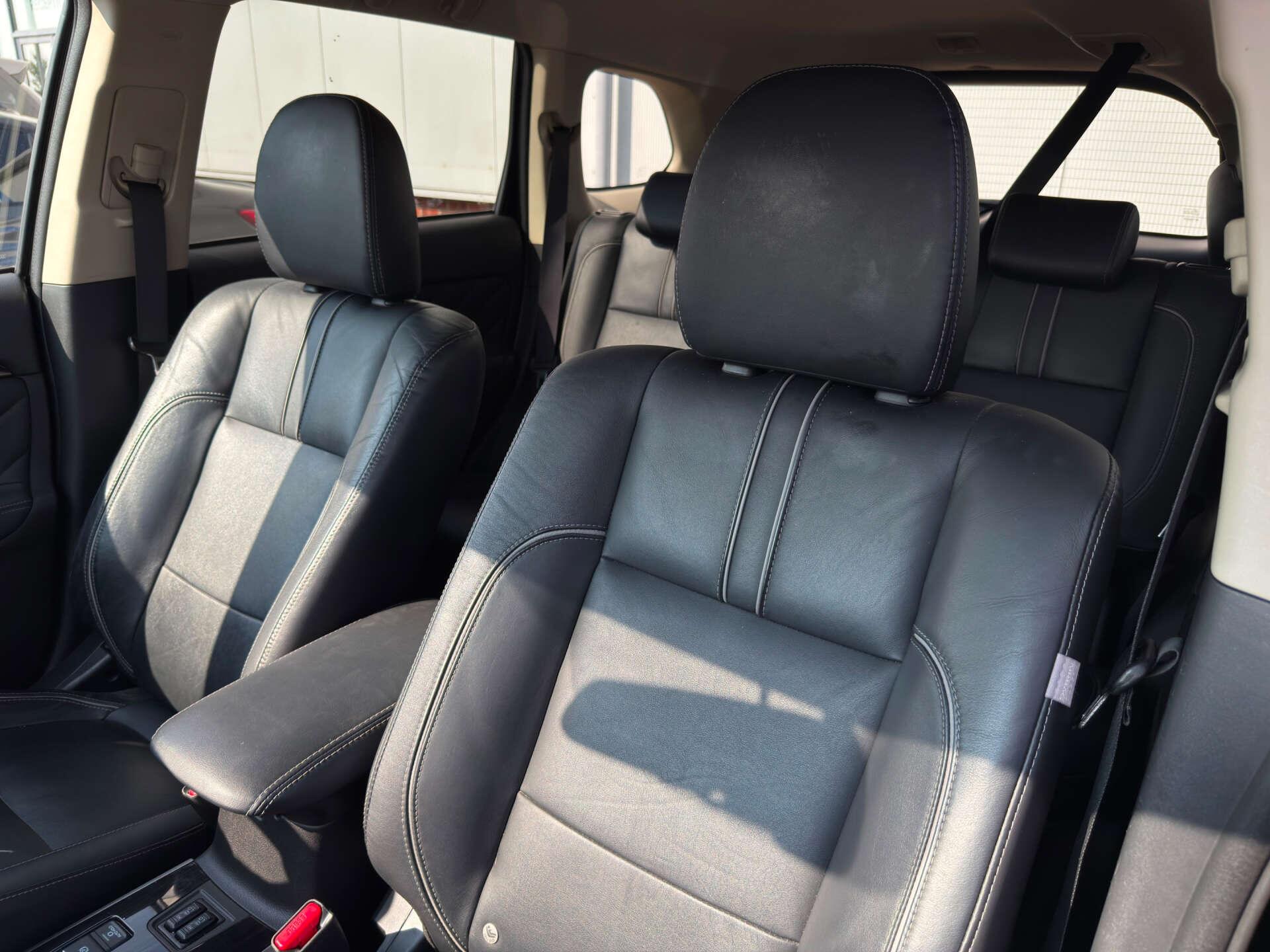 Mitsubishi Outlander view 46
