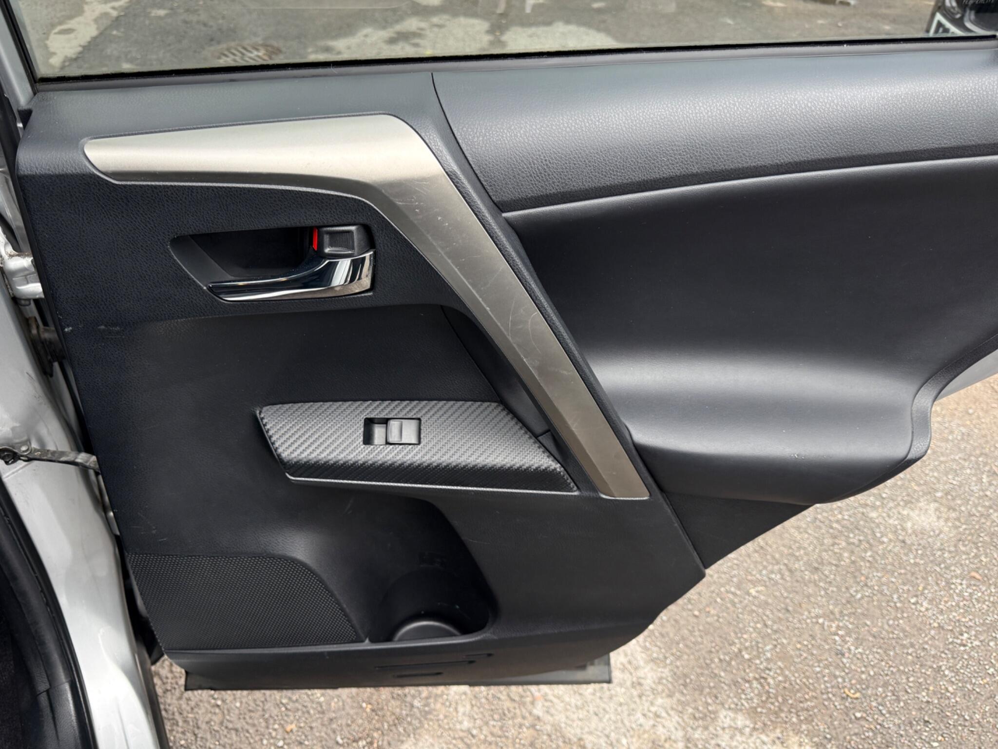 Toyota RAV4 - Image 45
