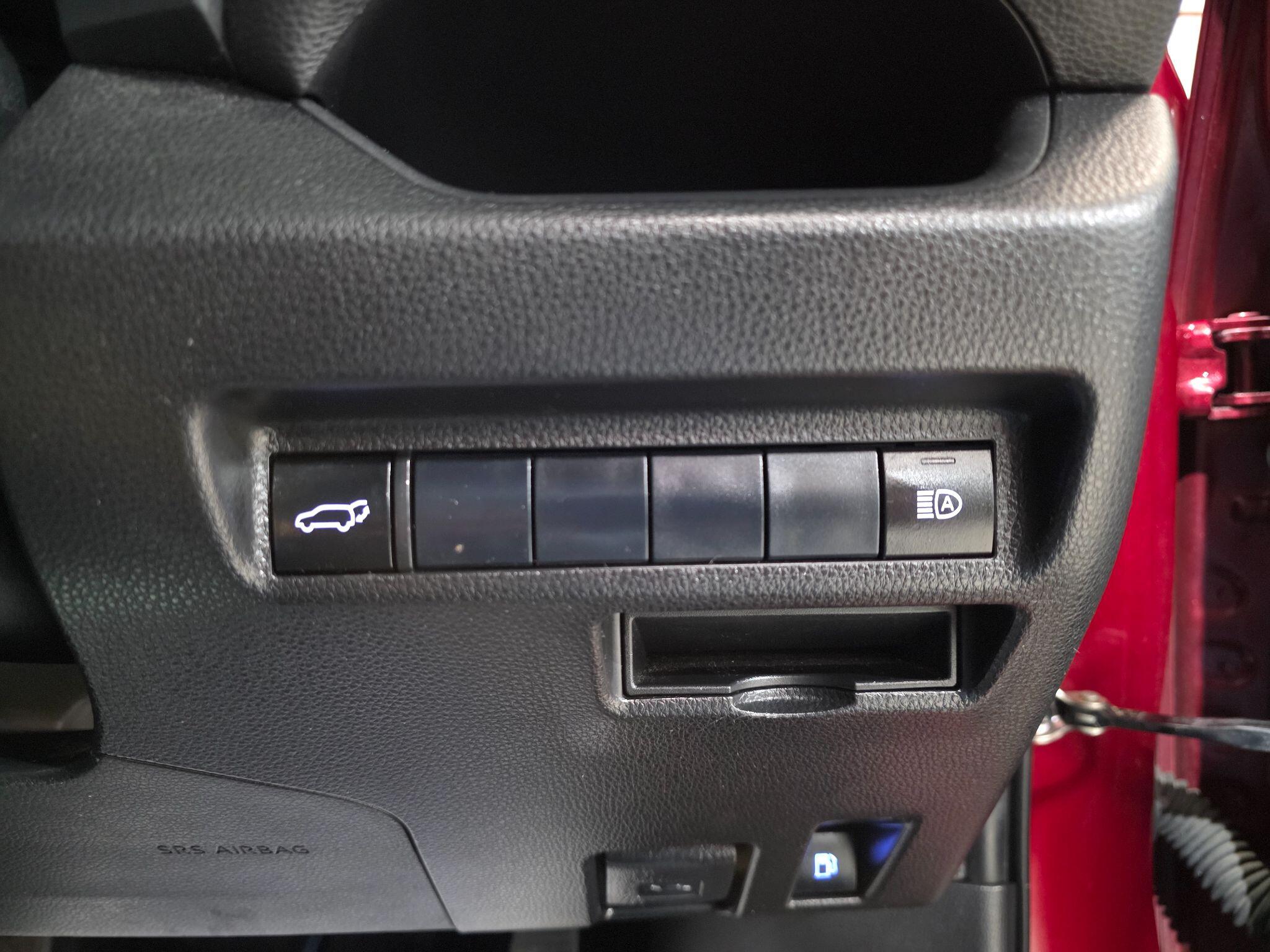 Toyota Rav4 view 14