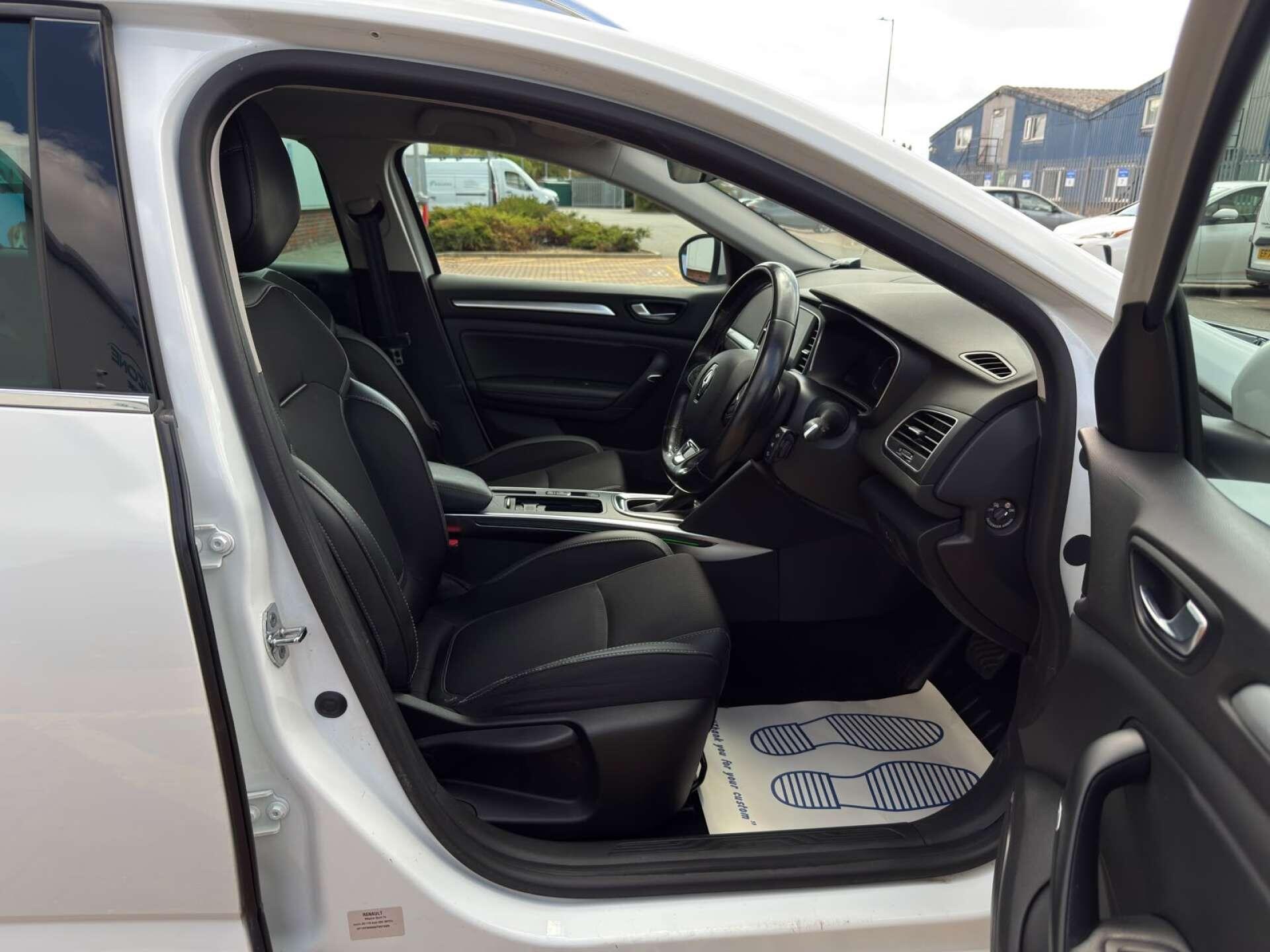 Renault Megane view 25