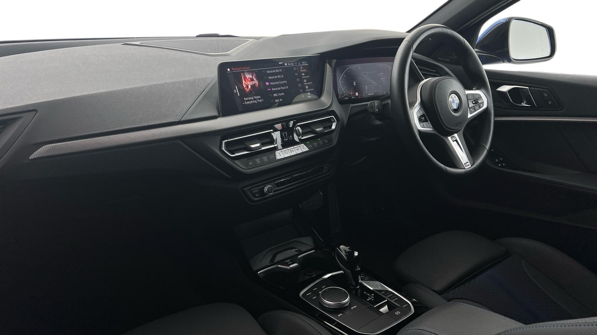 BMW 1 Series view 7
