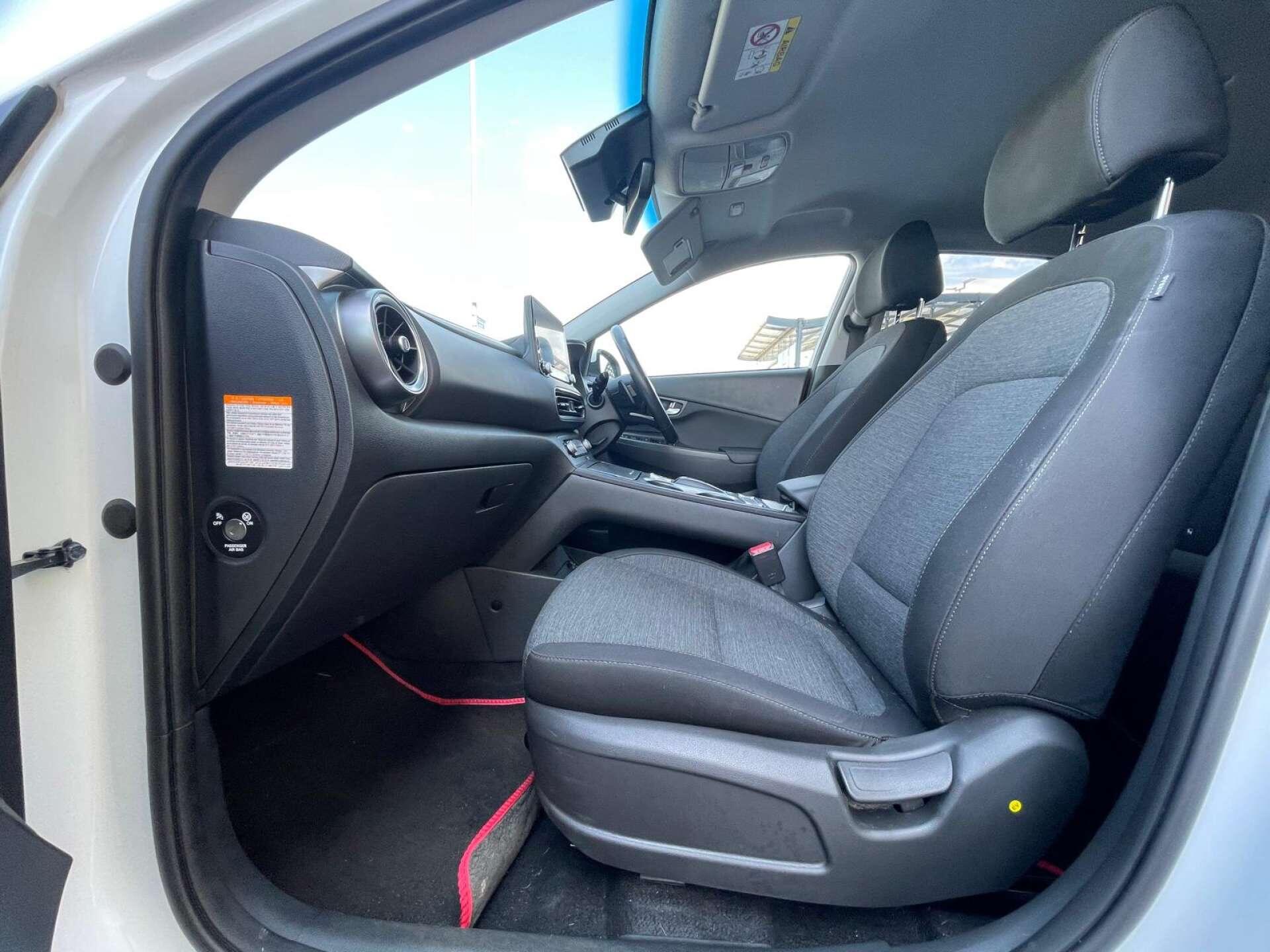Hyundai Kona view 38