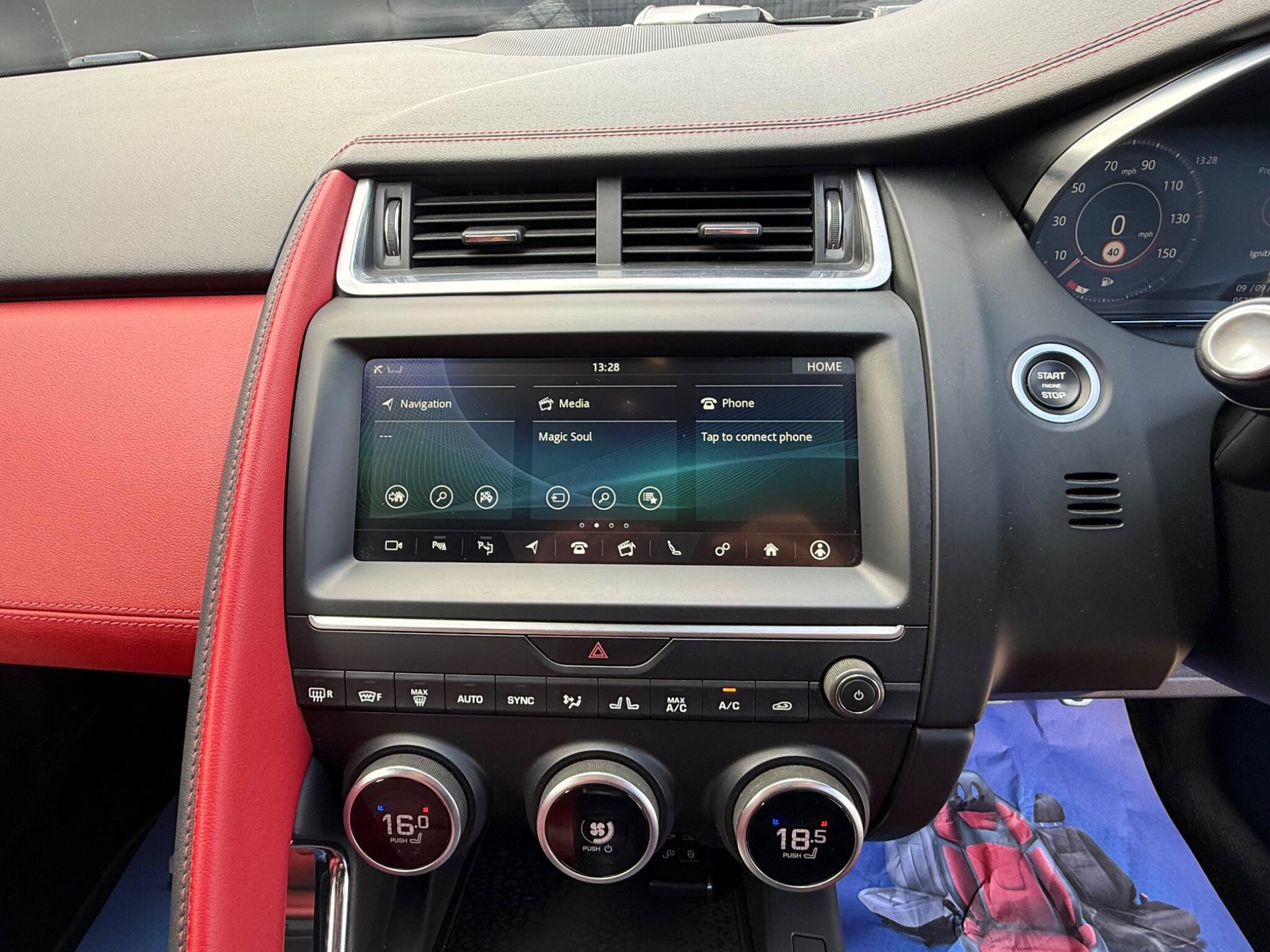 Jaguar E-Pace view 27
