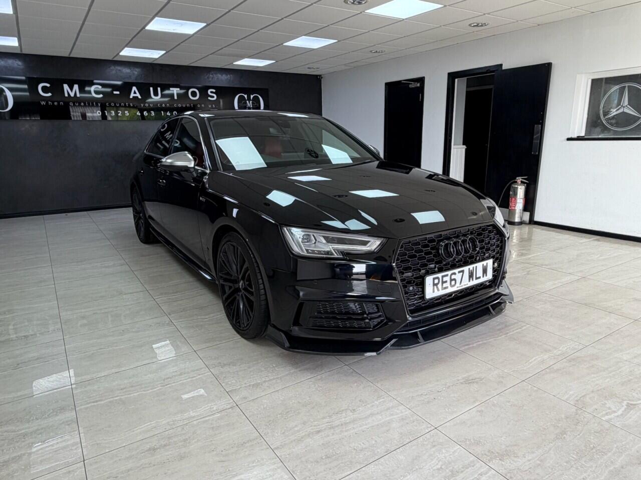 Audi S4 view 9