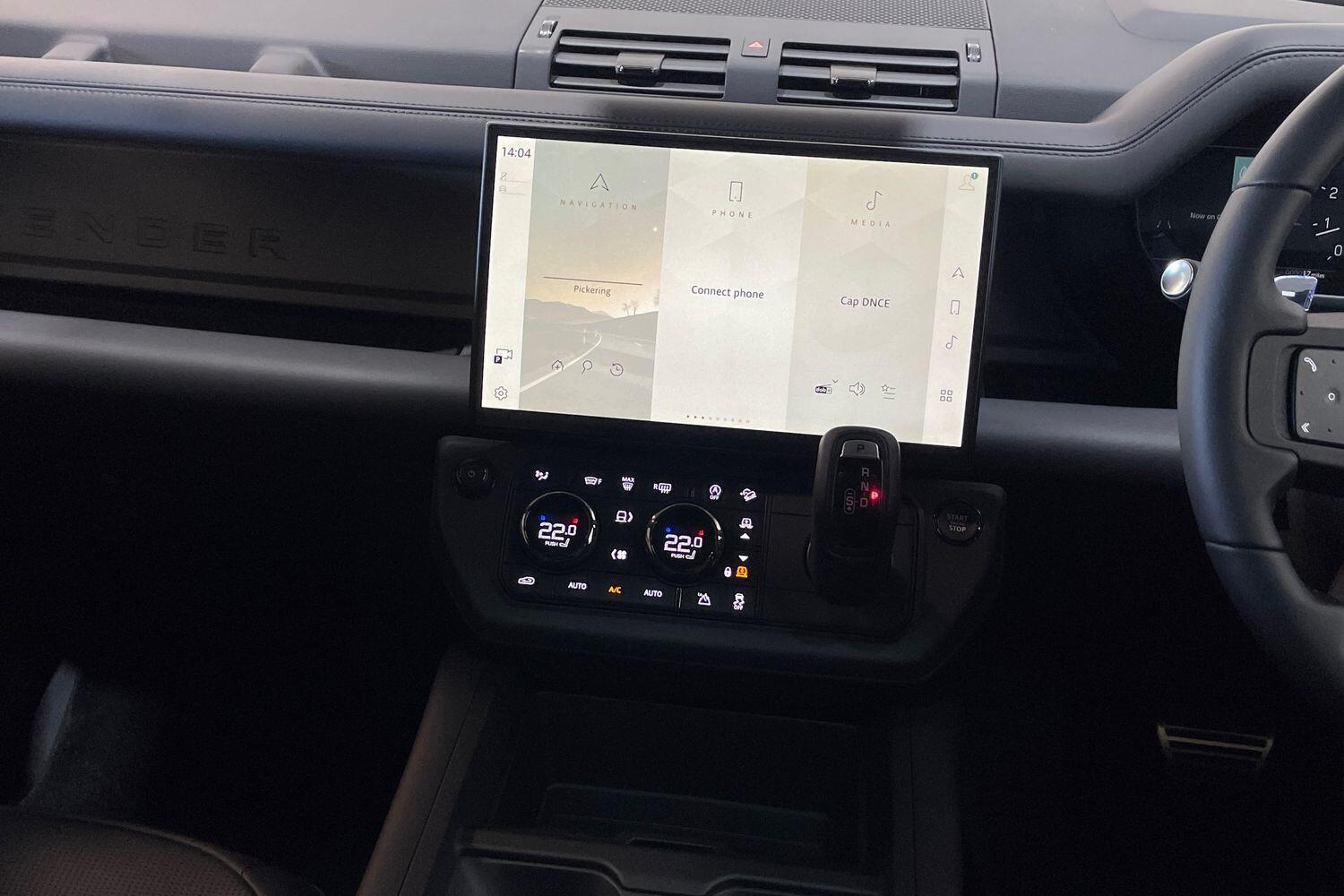 Land Rover Defender view 12
