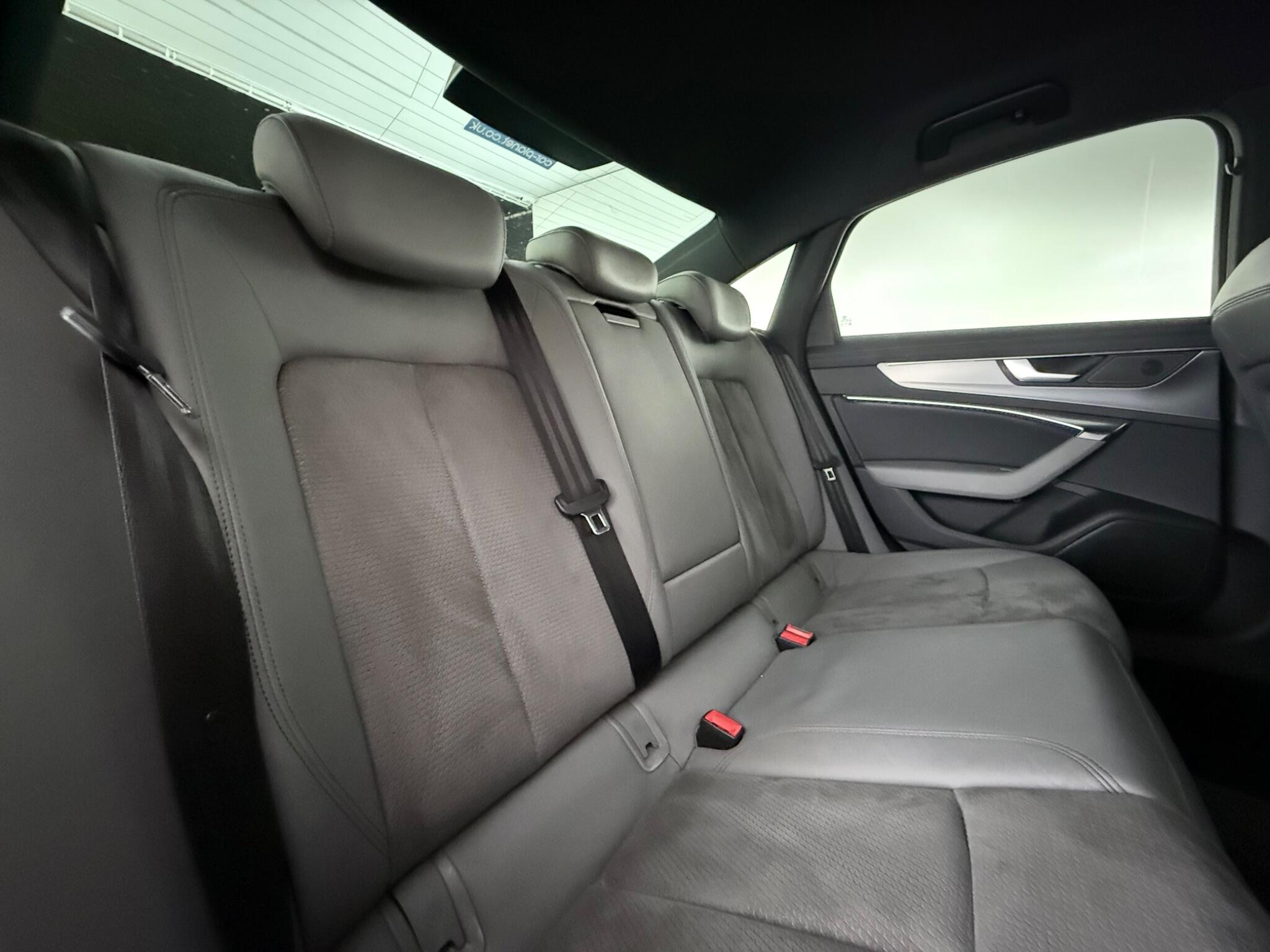 Audi A6 view 31