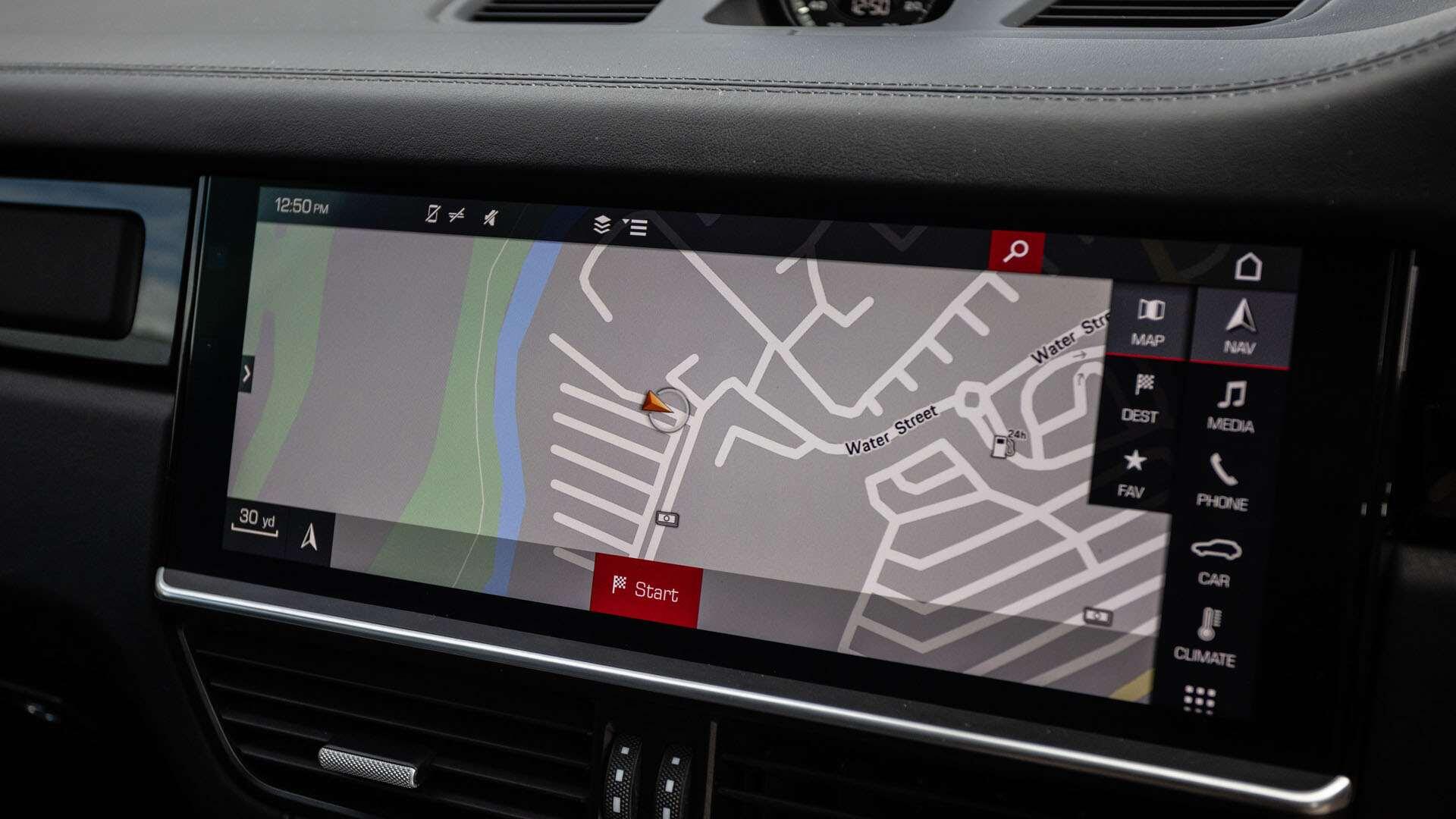 Porsche Cayenne view 25