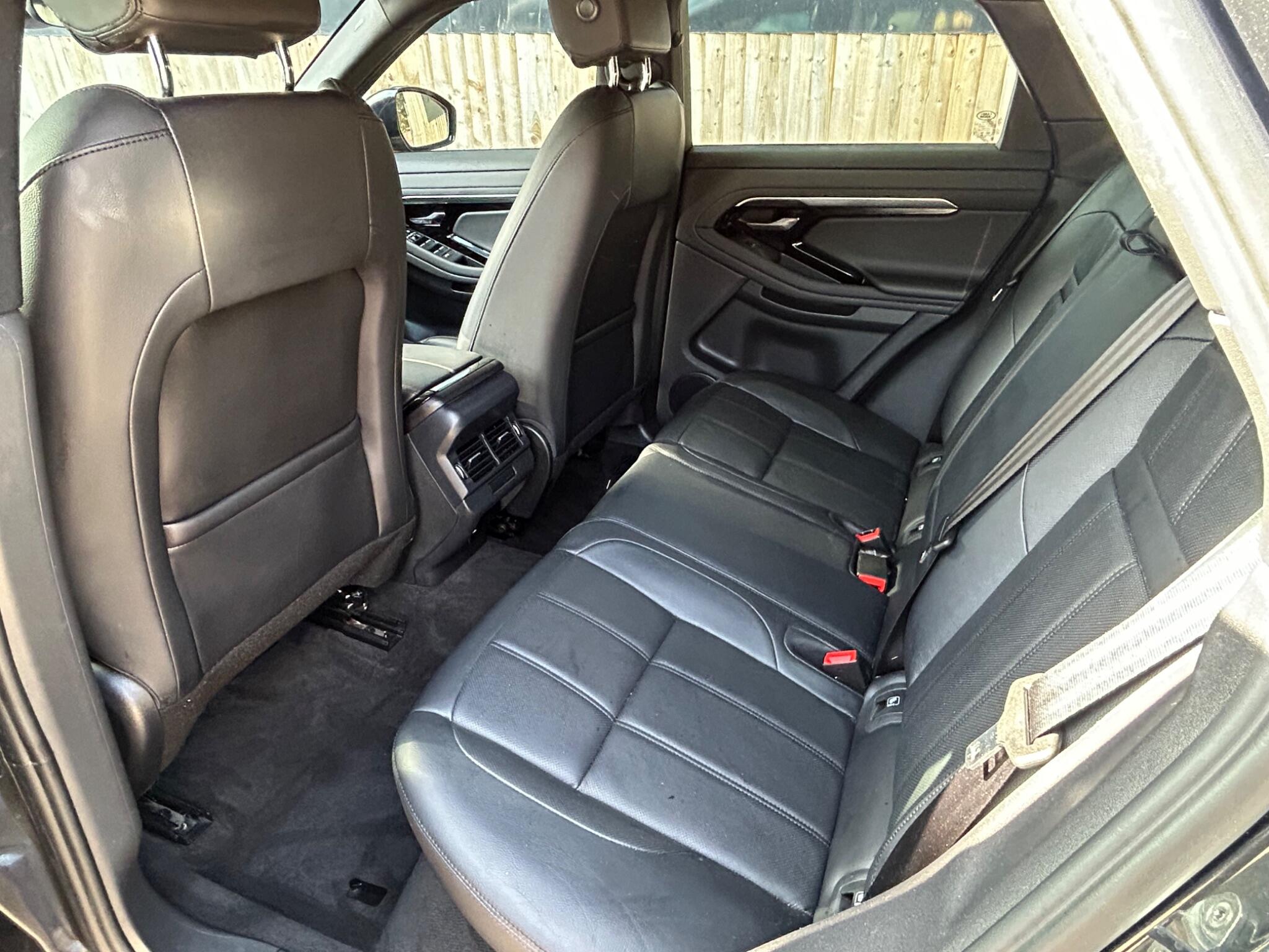 Land Rover Range Rover Evoque view 26